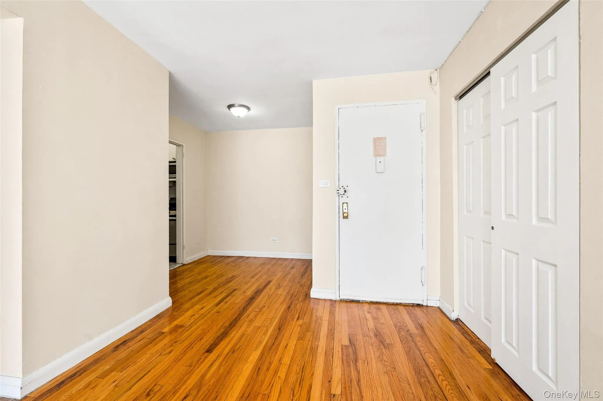 41-42 73 Street, New York, NY, 1 Bedroom Bedrooms, 3 Rooms Rooms,1 BathroomBathrooms,Residential,For Rent,73,0,1000423 41-42 73 Street, New York, NY, 1 Bedroom Bedrooms, 3 Rooms Rooms,1 BathroomBathrooms,Residential,For Rent,73,0,1000423
