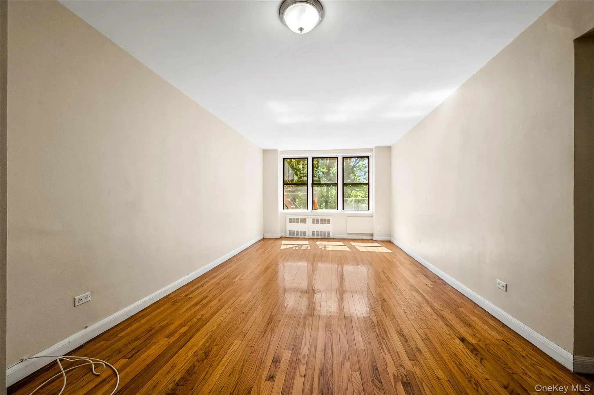 41-42 73 Street, New York, NY, 1 Bedroom Bedrooms, 3 Rooms Rooms,1 BathroomBathrooms,Residential,For Rent,73,0,1000423 41-42 73 Street, New York, NY, 1 Bedroom Bedrooms, 3 Rooms Rooms,1 BathroomBathrooms,Residential,For Rent,73,0,1000423