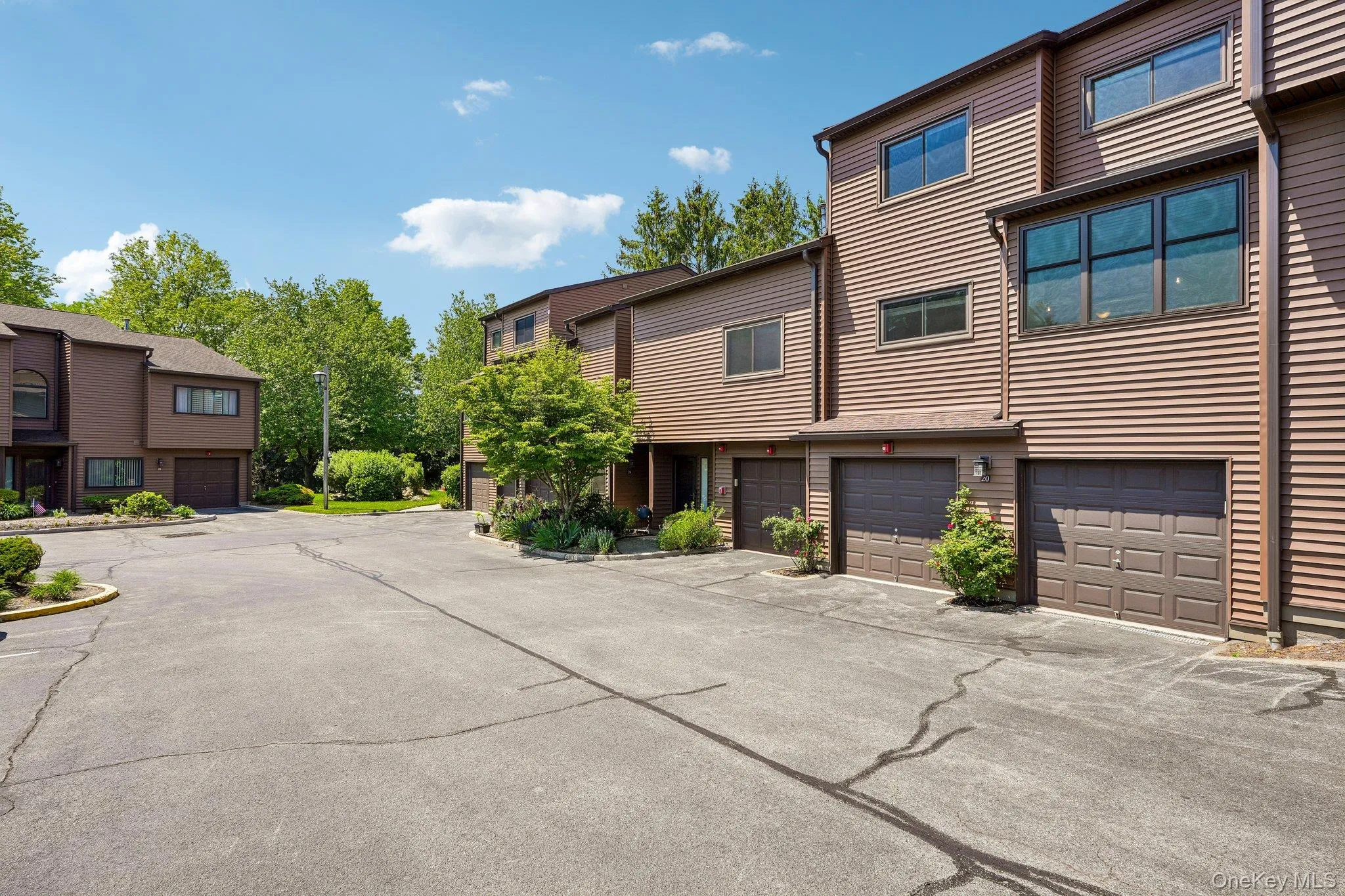20 Aspen Court, Clarkstown, NY, 2 Bedrooms Bedrooms, 6 Rooms Rooms,2 BathroomsBathrooms,Residential Sale,For Rent,Aspen,0,1000426 20 Aspen Court, Clarkstown, NY, 2 Bedrooms Bedrooms, 6 Rooms Rooms,2 BathroomsBathrooms,Residential Sale,For Rent,Aspen,0,1000426