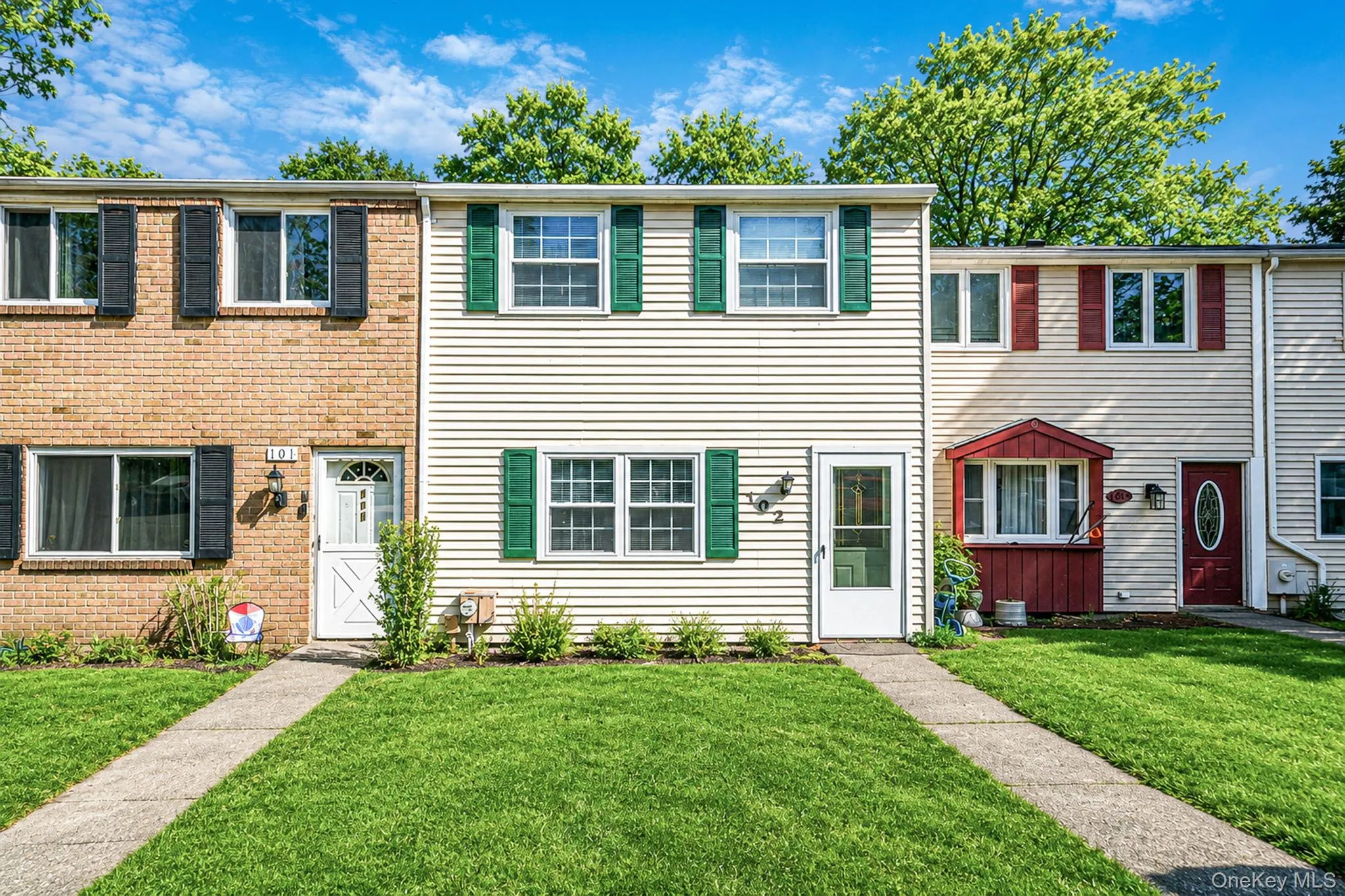 102 Hill Spur, Brookhaven, NY, 3 Bedrooms Bedrooms, 6 Rooms Rooms,1 BathroomBathrooms,Residential Sale,For Rent,Hill,0,1000433 102 Hill Spur, Brookhaven, NY, 3 Bedrooms Bedrooms, 6 Rooms Rooms,1 BathroomBathrooms,Residential Sale,For Rent,Hill,0,1000433