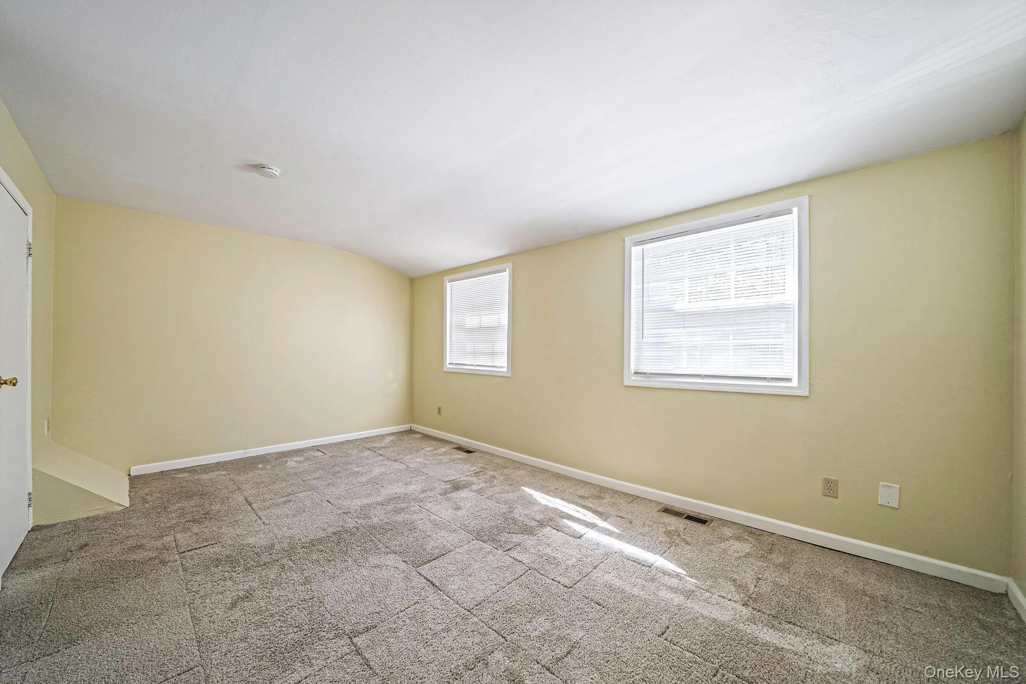 102 Hill Spur, Brookhaven, NY, 3 Bedrooms Bedrooms, 6 Rooms Rooms,1 BathroomBathrooms,Residential Sale,For Rent,Hill,0,1000433 102 Hill Spur, Brookhaven, NY, 3 Bedrooms Bedrooms, 6 Rooms Rooms,1 BathroomBathrooms,Residential Sale,For Rent,Hill,0,1000433