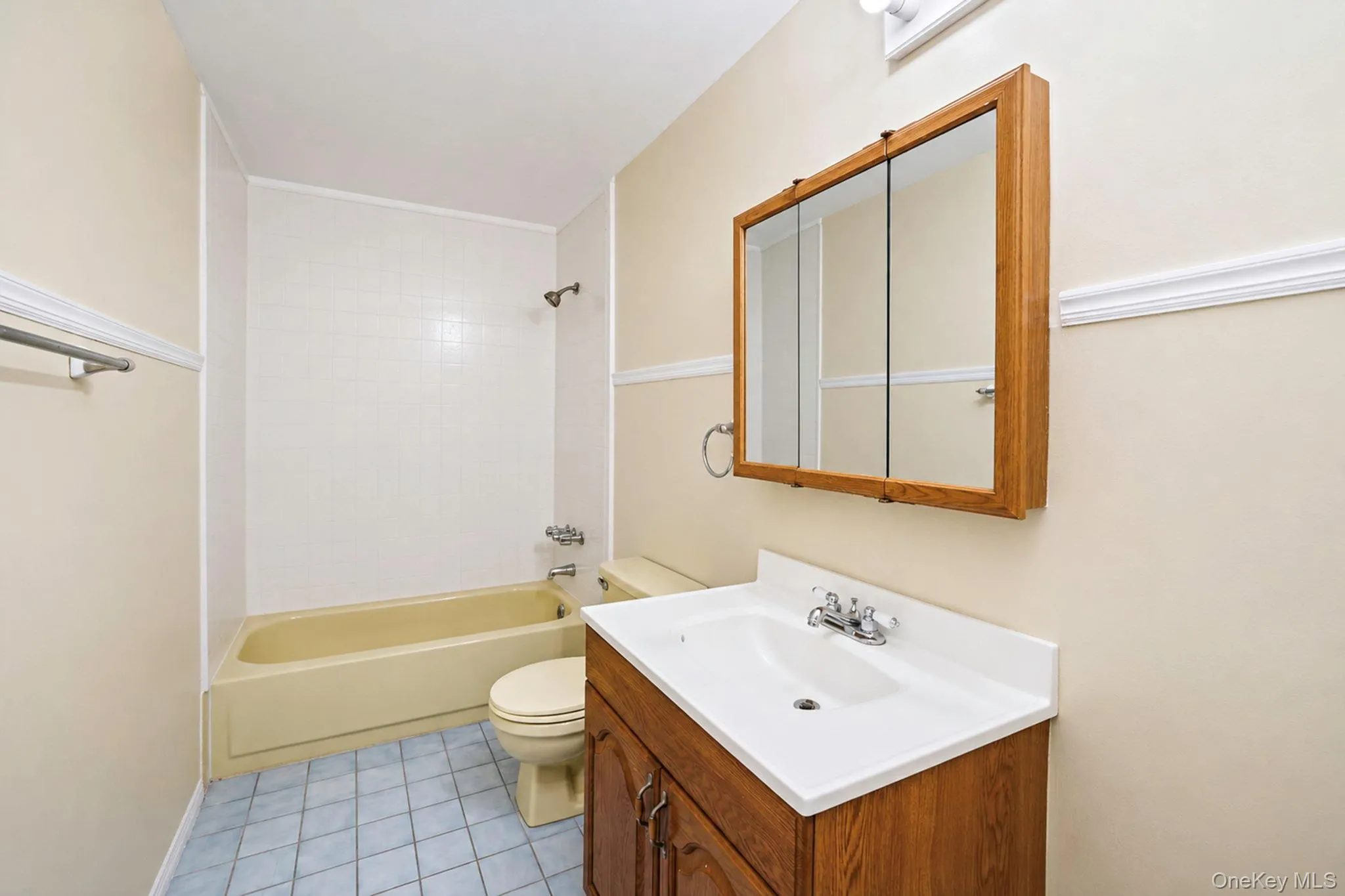 102 Hill Spur, Brookhaven, NY, 3 Bedrooms Bedrooms, 6 Rooms Rooms,1 BathroomBathrooms,Residential Sale,For Rent,Hill,0,1000433 102 Hill Spur, Brookhaven, NY, 3 Bedrooms Bedrooms, 6 Rooms Rooms,1 BathroomBathrooms,Residential Sale,For Rent,Hill,0,1000433