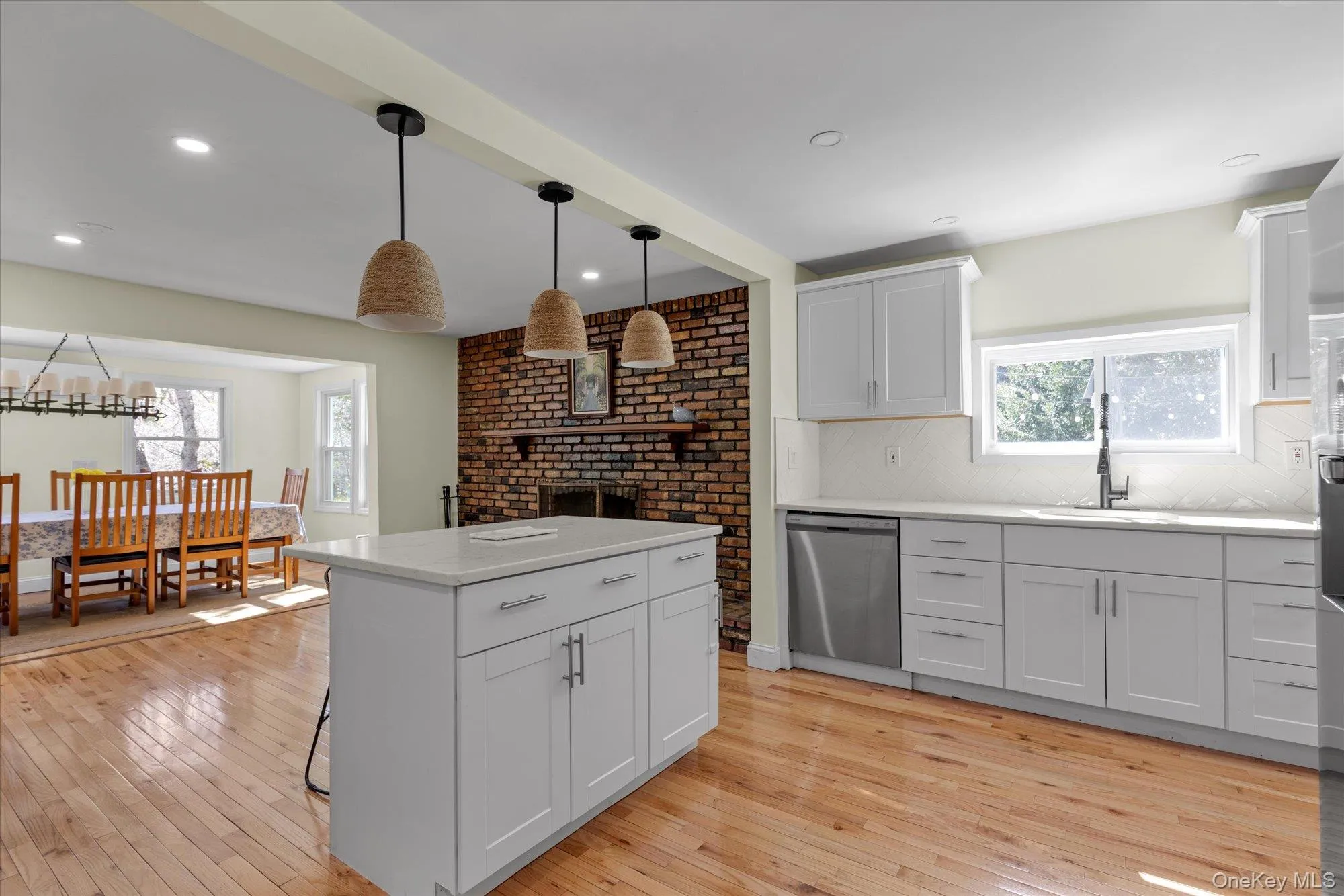 147 Waterside Avenue, Huntington, NY, 3 Bedrooms Bedrooms, 7 Rooms Rooms,2 BathroomsBathrooms,Residential,For Rent,Waterside,0,1000434 147 Waterside Avenue, Huntington, NY, 3 Bedrooms Bedrooms, 7 Rooms Rooms,2 BathroomsBathrooms,Residential,For Rent,Waterside,0,1000434