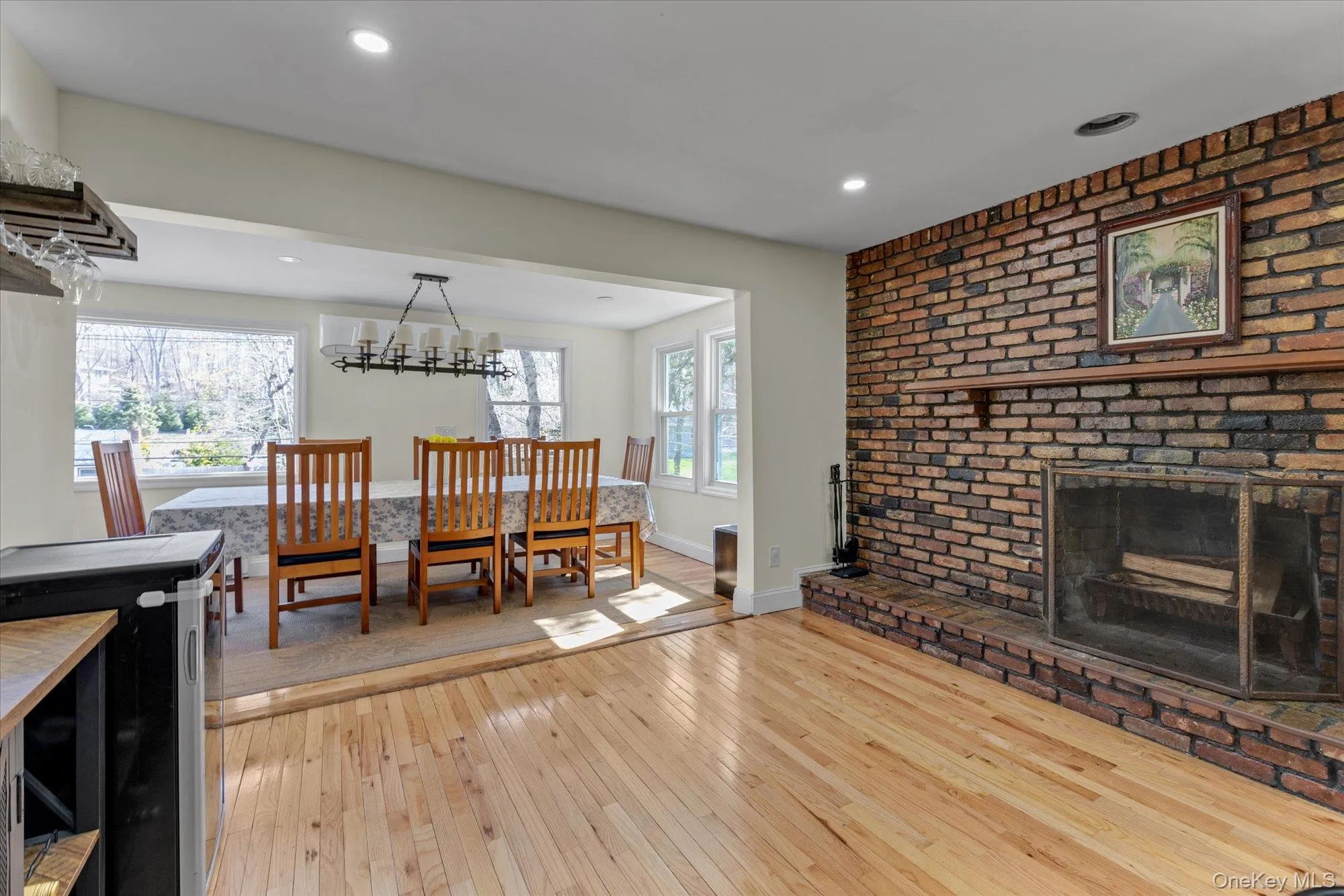 147 Waterside Avenue, Huntington, NY, 3 Bedrooms Bedrooms, 7 Rooms Rooms,2 BathroomsBathrooms,Residential,For Rent,Waterside,0,1000434 147 Waterside Avenue, Huntington, NY, 3 Bedrooms Bedrooms, 7 Rooms Rooms,2 BathroomsBathrooms,Residential,For Rent,Waterside,0,1000434
