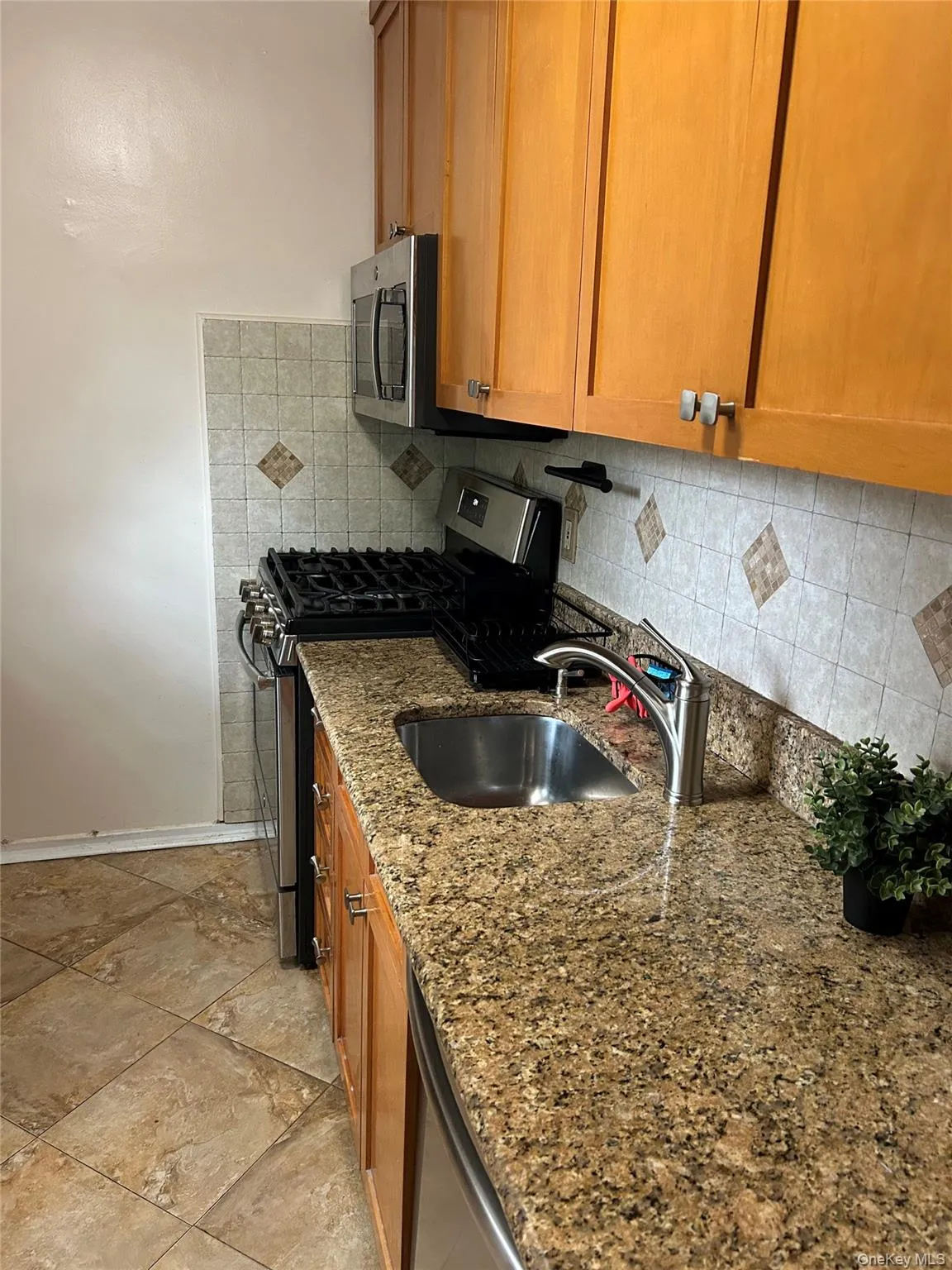 61-55 224 st, New York, NY, 1 Bedroom Bedrooms, 3 Rooms Rooms,1 BathroomBathrooms,Residential,For Rent,224 st,0,1000436 61-55 224 st, New York, NY, 1 Bedroom Bedrooms, 3 Rooms Rooms,1 BathroomBathrooms,Residential,For Rent,224 st,0,1000436