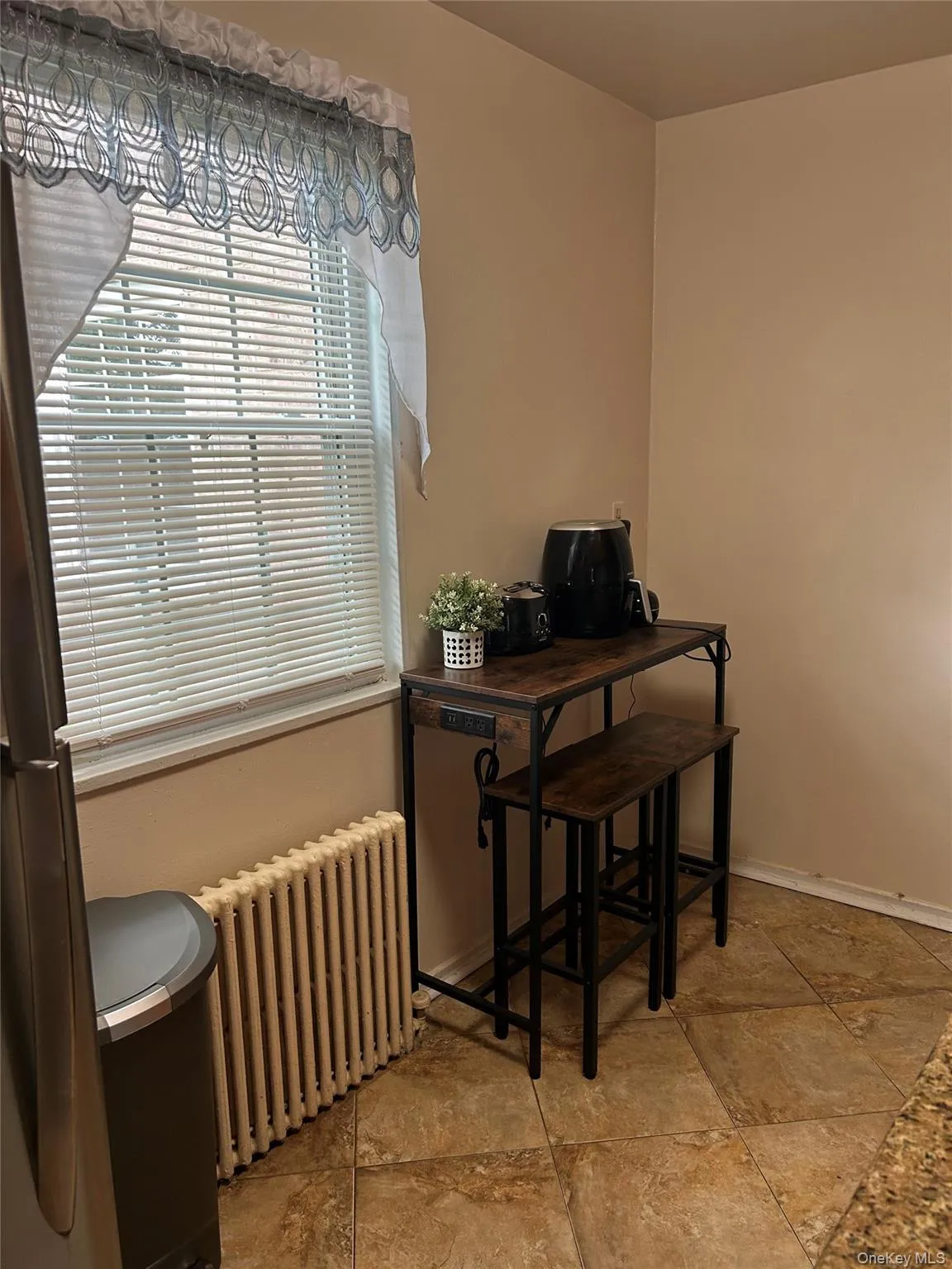 61-55 224 st, New York, NY, 1 Bedroom Bedrooms, 3 Rooms Rooms,1 BathroomBathrooms,Residential,For Rent,224 st,0,1000436 61-55 224 st, New York, NY, 1 Bedroom Bedrooms, 3 Rooms Rooms,1 BathroomBathrooms,Residential,For Rent,224 st,0,1000436