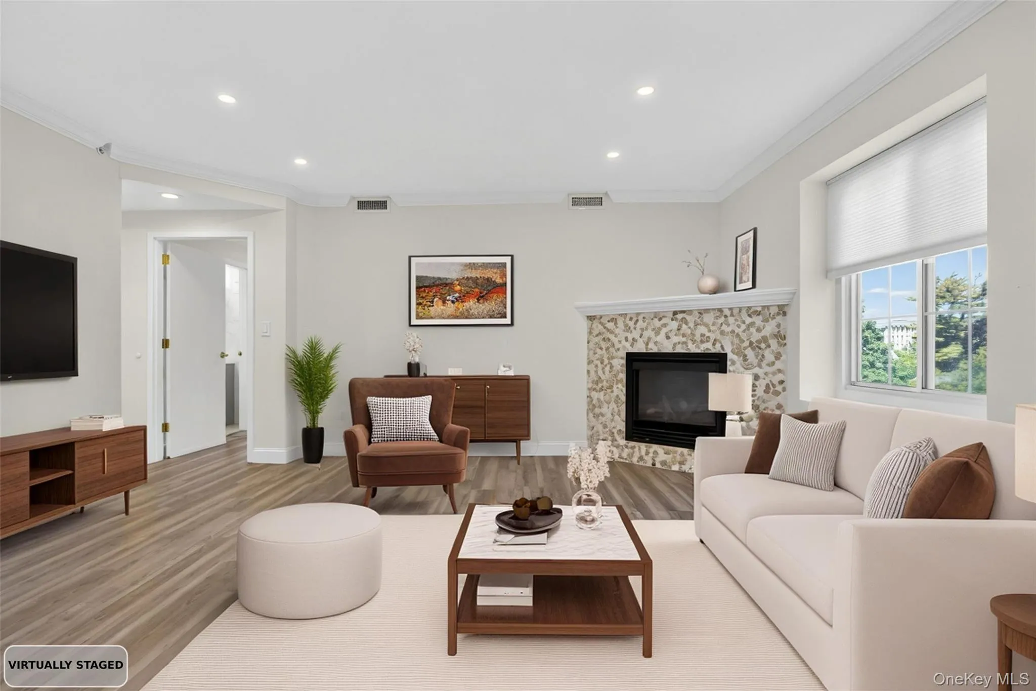 242 Maple Avenue, North Hempstead, NY, 1 Bedroom Bedrooms, 4 Rooms Rooms,1 BathroomBathrooms,Residential,For Rent,Maple,0,1000437 242 Maple Avenue, North Hempstead, NY, 1 Bedroom Bedrooms, 4 Rooms Rooms,1 BathroomBathrooms,Residential,For Rent,Maple,0,1000437