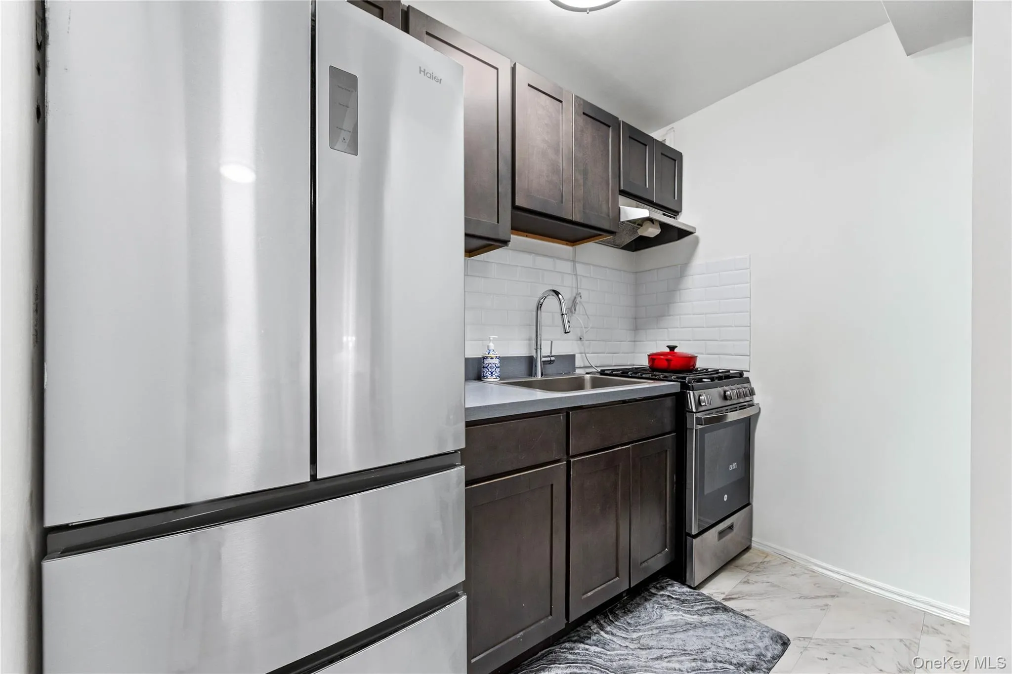 2830 Briggs Avenue, New York, NY, 3 Rooms Rooms,1 BathroomBathrooms,Residential Sale,For Rent,Briggs,0,1000438 2830 Briggs Avenue, New York, NY, 3 Rooms Rooms,1 BathroomBathrooms,Residential Sale,For Rent,Briggs,0,1000438
