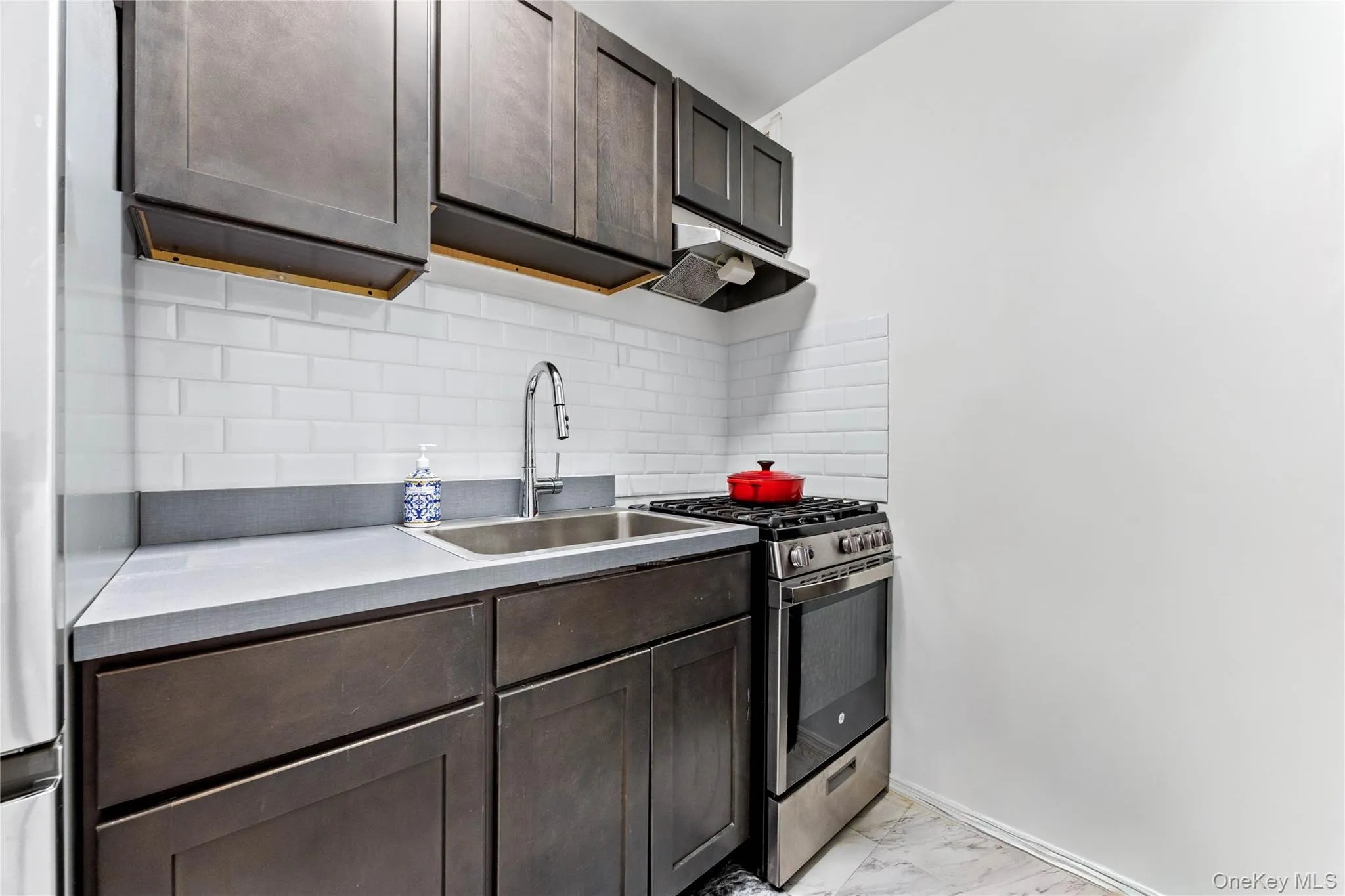 2830 Briggs Avenue, New York, NY, 3 Rooms Rooms,1 BathroomBathrooms,Residential Sale,For Rent,Briggs,0,1000438 2830 Briggs Avenue, New York, NY, 3 Rooms Rooms,1 BathroomBathrooms,Residential Sale,For Rent,Briggs,0,1000438