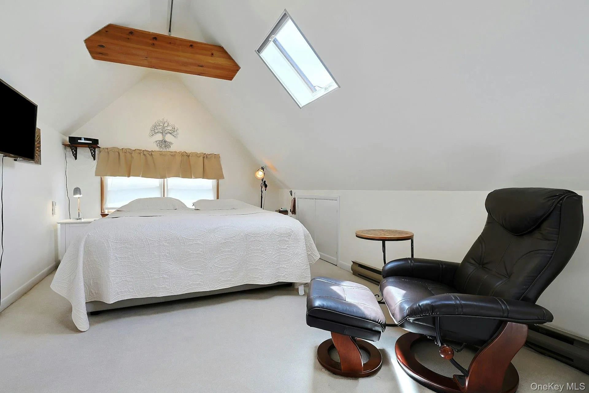 Recreation Room or Guest Bedroom Recreation Room or Guest Bedroom