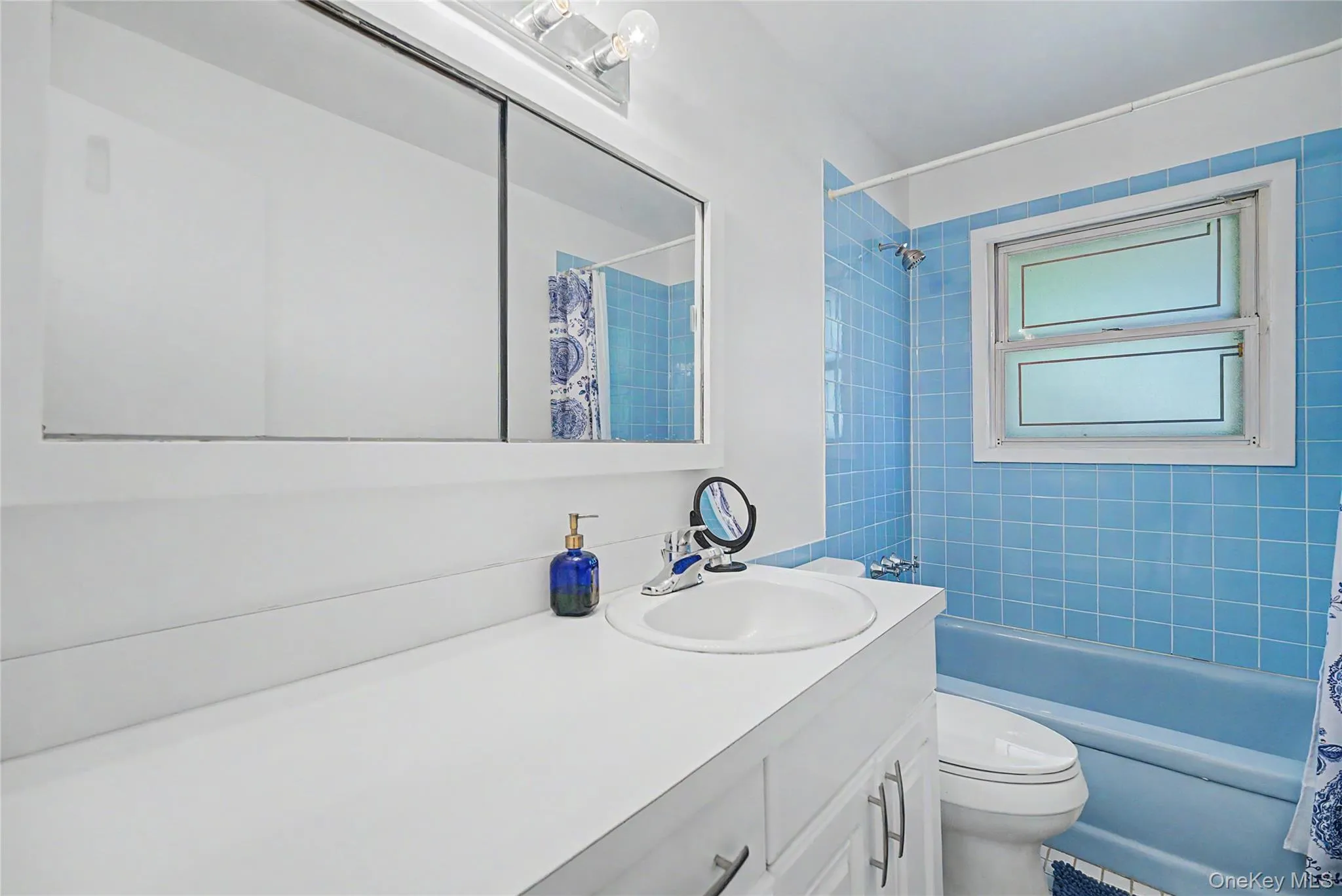 205 Halsey Avenue, Oyster Bay, NY, 3 Bedrooms Bedrooms, 7 Rooms Rooms,2 BathroomsBathrooms,Residential,For Rent,Halsey,0,1000443 205 Halsey Avenue, Oyster Bay, NY, 3 Bedrooms Bedrooms, 7 Rooms Rooms,2 BathroomsBathrooms,Residential,For Rent,Halsey,0,1000443