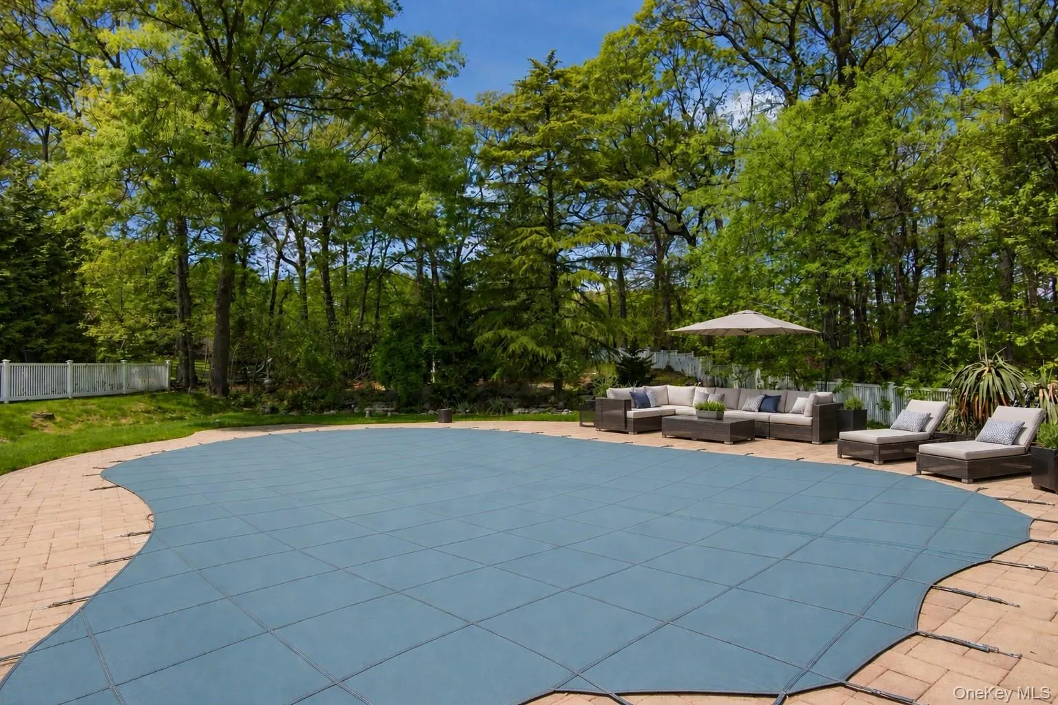 10 Stony Run Court, Huntington, NY, 5 Bedrooms Bedrooms, 9 Rooms Rooms,3 BathroomsBathrooms,Residential,For Rent,Stony Run,0,1000444 10 Stony Run Court, Huntington, NY, 5 Bedrooms Bedrooms, 9 Rooms Rooms,3 BathroomsBathrooms,Residential,For Rent,Stony Run,0,1000444