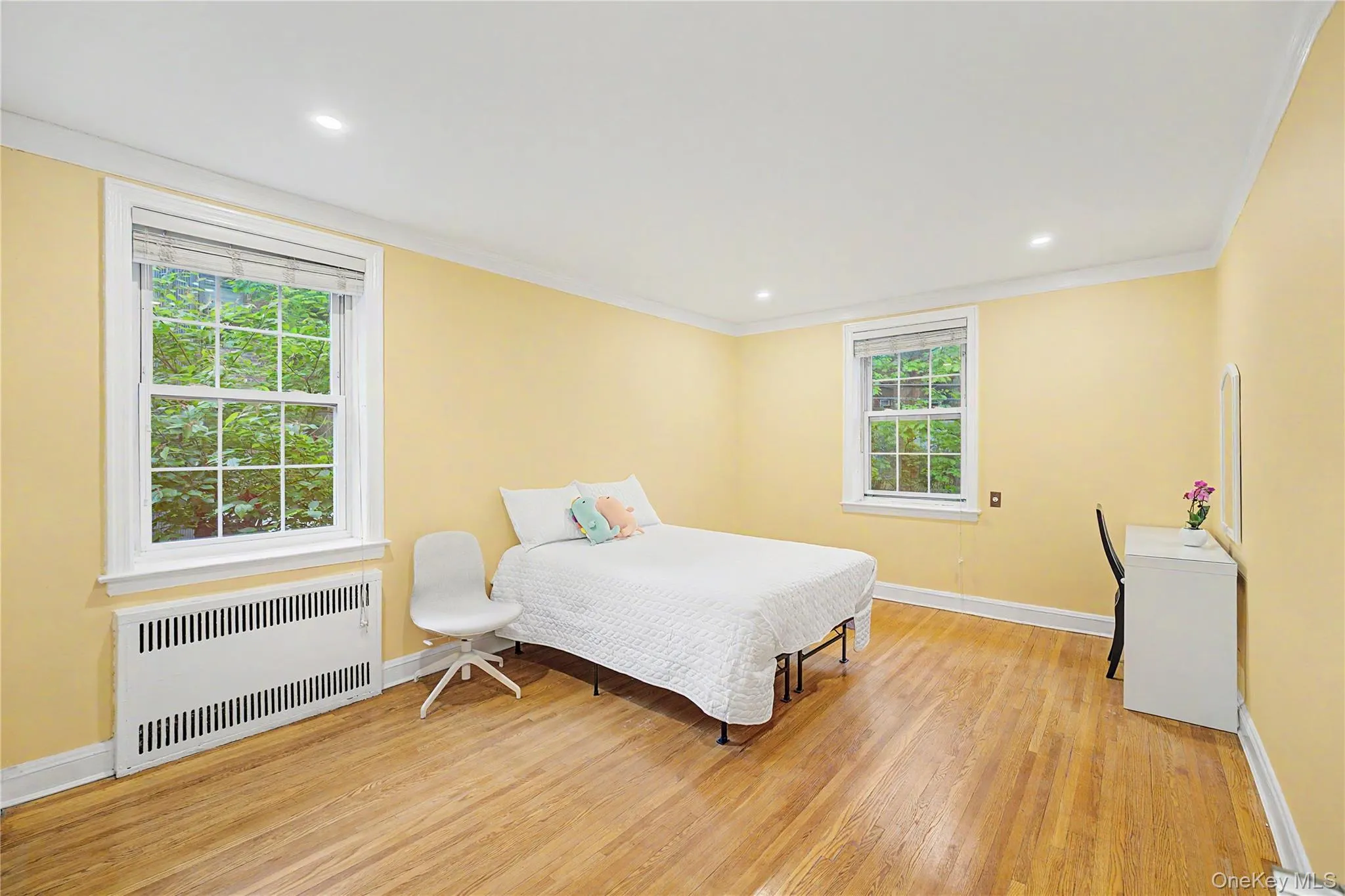 10 Welwyn Road, North Hempstead, NY, 1 Bedroom Bedrooms, 4 Rooms Rooms,1 BathroomBathrooms,Residential,For Rent,Welwyn,0,1000450 10 Welwyn Road, North Hempstead, NY, 1 Bedroom Bedrooms, 4 Rooms Rooms,1 BathroomBathrooms,Residential,For Rent,Welwyn,0,1000450