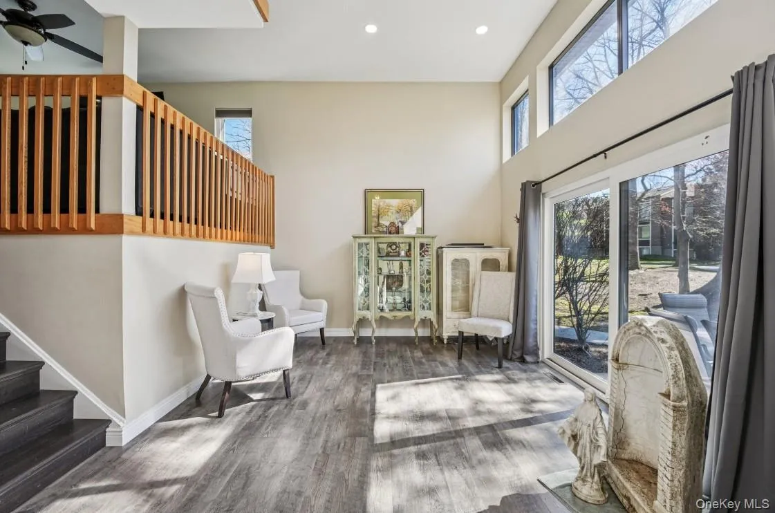 36 Tulip Court, Clarkstown, NY, 2 Bedrooms Bedrooms, 5 Rooms Rooms,2 BathroomsBathrooms,Residential Sale,For Rent,Tulip,0,1000458 36 Tulip Court, Clarkstown, NY, 2 Bedrooms Bedrooms, 5 Rooms Rooms,2 BathroomsBathrooms,Residential Sale,For Rent,Tulip,0,1000458