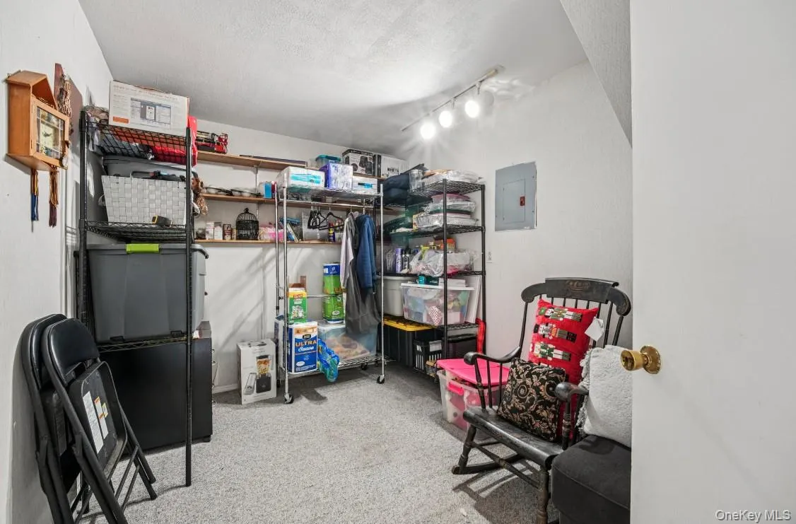 36 Tulip Court, Clarkstown, NY, 2 Bedrooms Bedrooms, 5 Rooms Rooms,2 BathroomsBathrooms,Residential Sale,For Rent,Tulip,0,1000458 36 Tulip Court, Clarkstown, NY, 2 Bedrooms Bedrooms, 5 Rooms Rooms,2 BathroomsBathrooms,Residential Sale,For Rent,Tulip,0,1000458