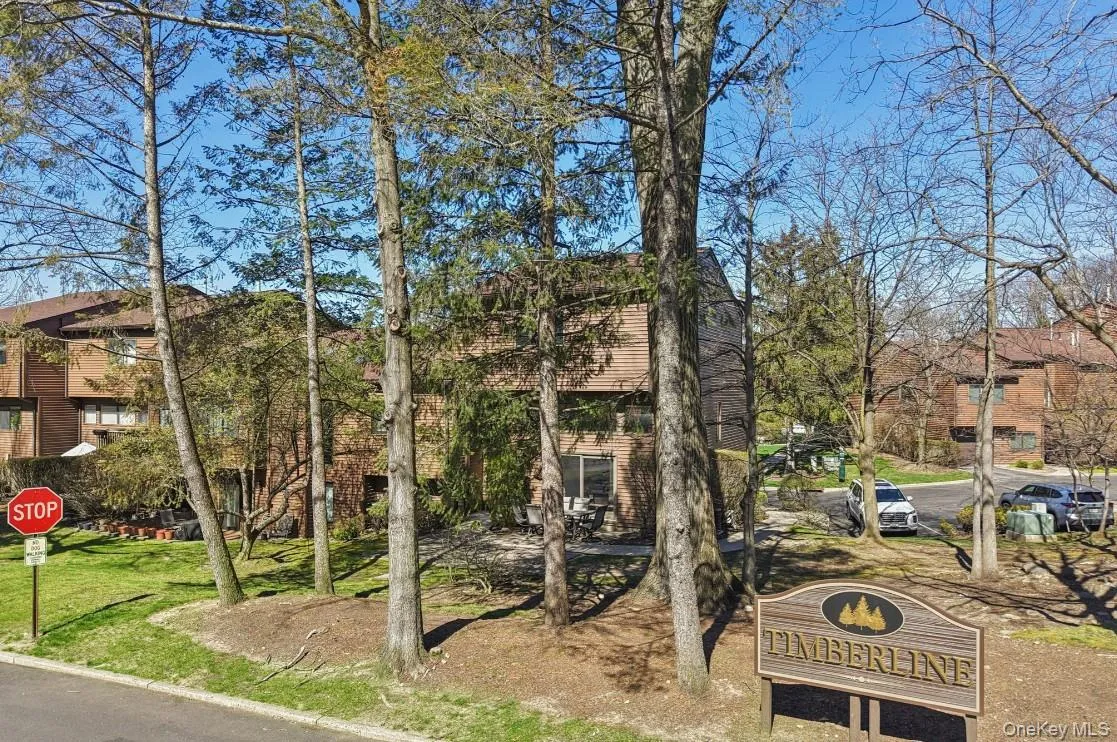 36 Tulip Court, Clarkstown, NY, 2 Bedrooms Bedrooms, 5 Rooms Rooms,2 BathroomsBathrooms,Residential Sale,For Rent,Tulip,0,1000458 36 Tulip Court, Clarkstown, NY, 2 Bedrooms Bedrooms, 5 Rooms Rooms,2 BathroomsBathrooms,Residential Sale,For Rent,Tulip,0,1000458
