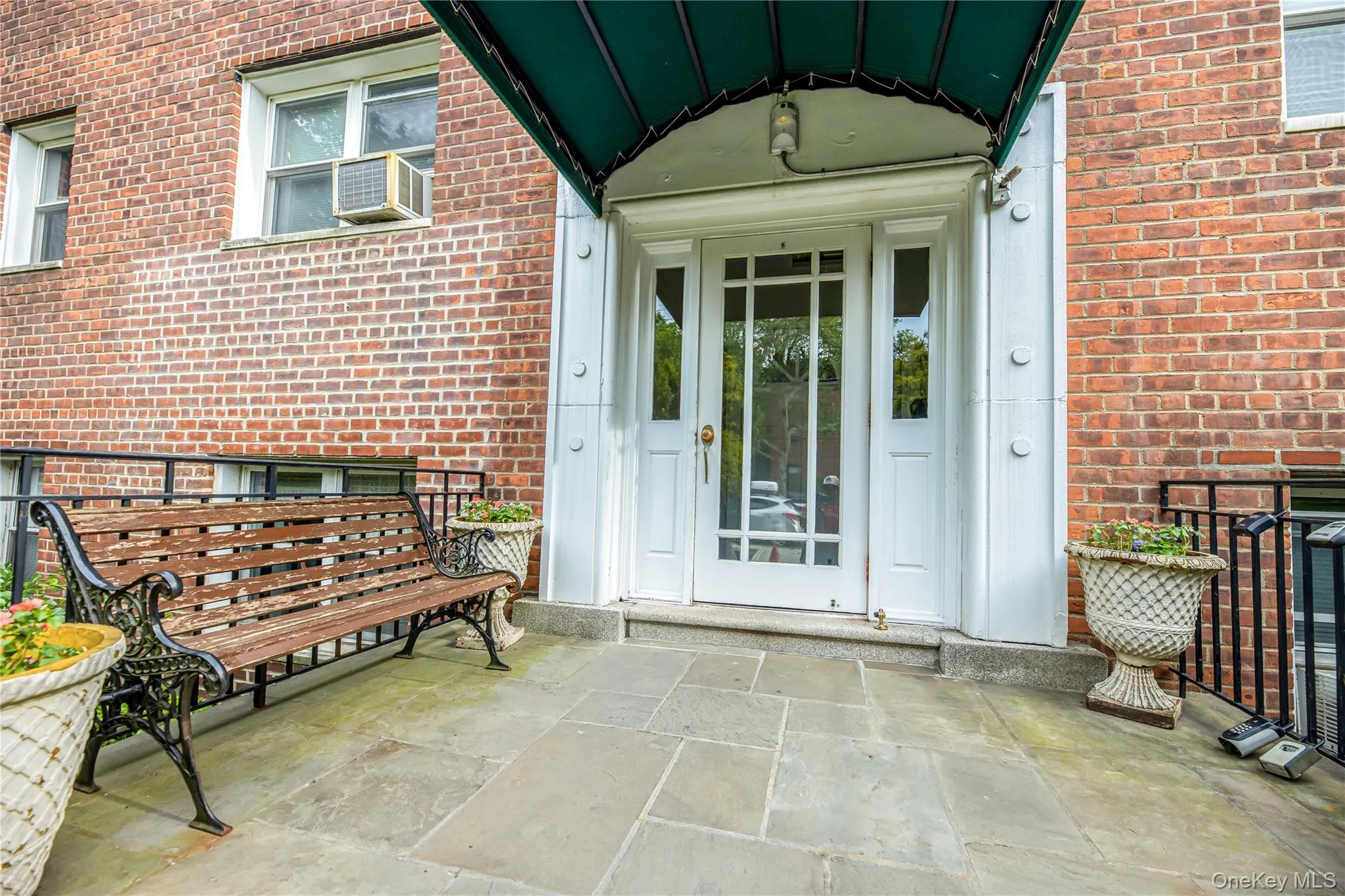 450 Pelham Road, New Rochelle, NY, 1 Bedroom Bedrooms, 4 Rooms Rooms,1 BathroomBathrooms,Residential,For Rent,Pelham,0,1000459 450 Pelham Road, New Rochelle, NY, 1 Bedroom Bedrooms, 4 Rooms Rooms,1 BathroomBathrooms,Residential,For Rent,Pelham,0,1000459