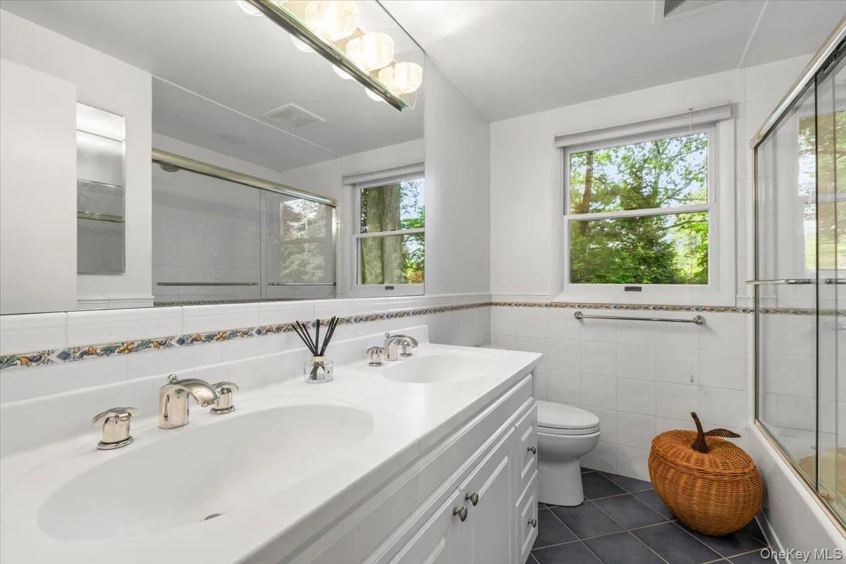 22 Paddock Road, Rye Town, NY, 4 Bedrooms Bedrooms, 8 Rooms Rooms,2 BathroomsBathrooms,Residential,For Rent,Paddock,0,1000461 22 Paddock Road, Rye Town, NY, 4 Bedrooms Bedrooms, 8 Rooms Rooms,2 BathroomsBathrooms,Residential,For Rent,Paddock,0,1000461