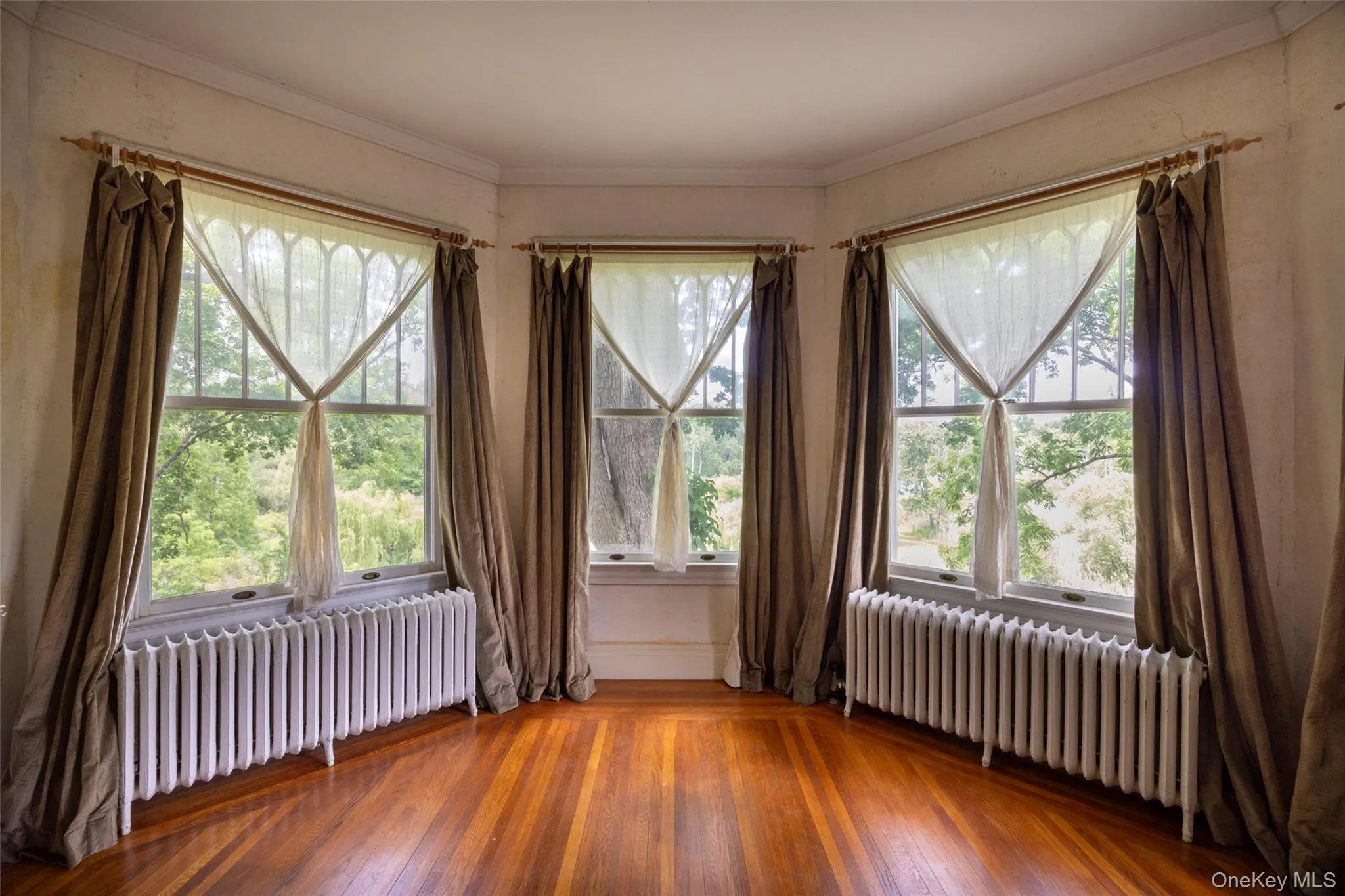 169 Albany Avenue, Kingston, NY, 5 Bedrooms Bedrooms, 14 Rooms Rooms,4 BathroomsBathrooms,Residential,For Rent,Albany,0,1000466 169 Albany Avenue, Kingston, NY, 5 Bedrooms Bedrooms, 14 Rooms Rooms,4 BathroomsBathrooms,Residential,For Rent,Albany,0,1000466