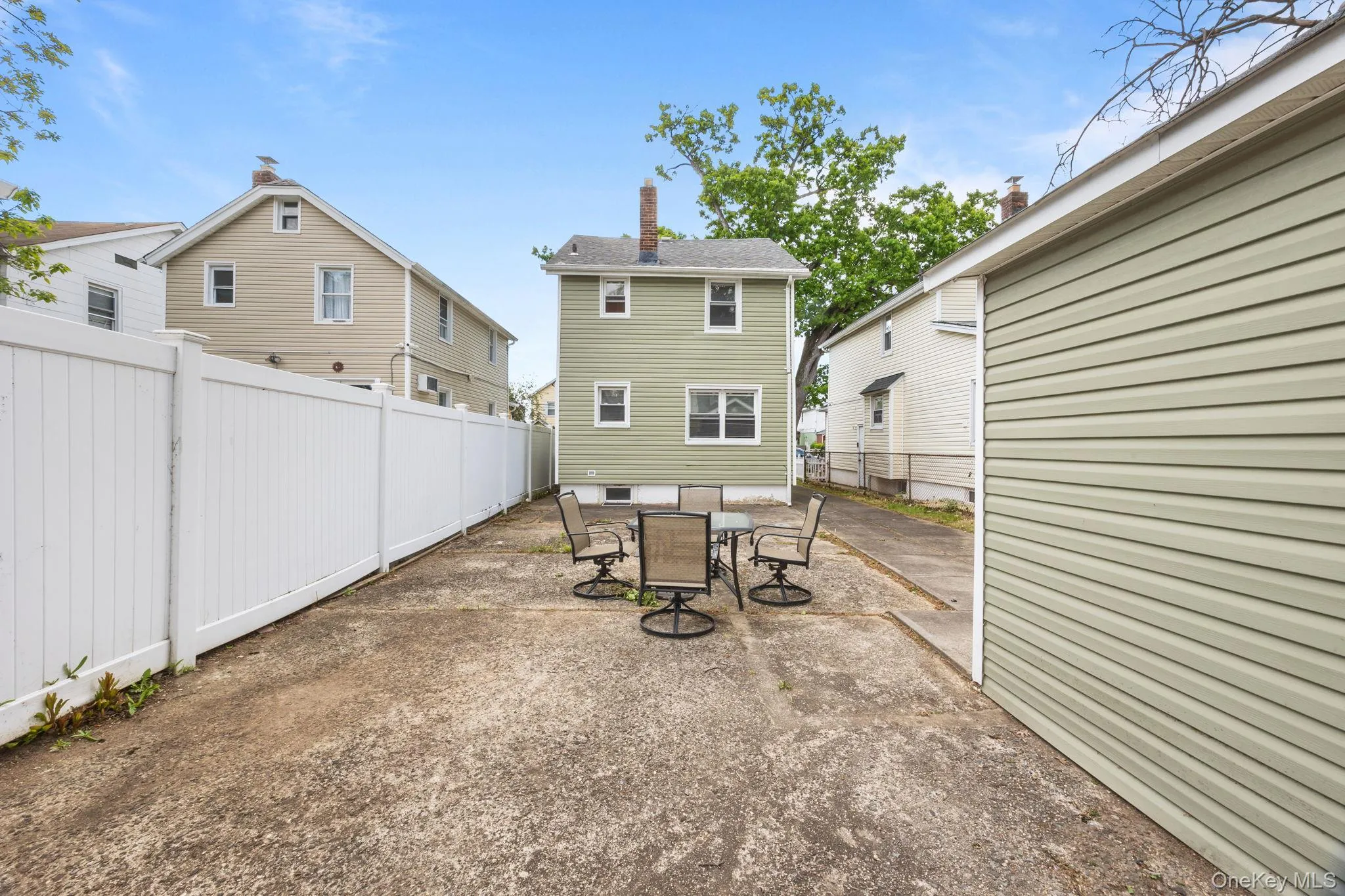 194-35 114th Drive, New York, NY, 3 Bedrooms Bedrooms, 10 Rooms Rooms,2 BathroomsBathrooms,Residential,For Rent,114th,0,1000468 194-35 114th Drive, New York, NY, 3 Bedrooms Bedrooms, 10 Rooms Rooms,2 BathroomsBathrooms,Residential,For Rent,114th,0,1000468
