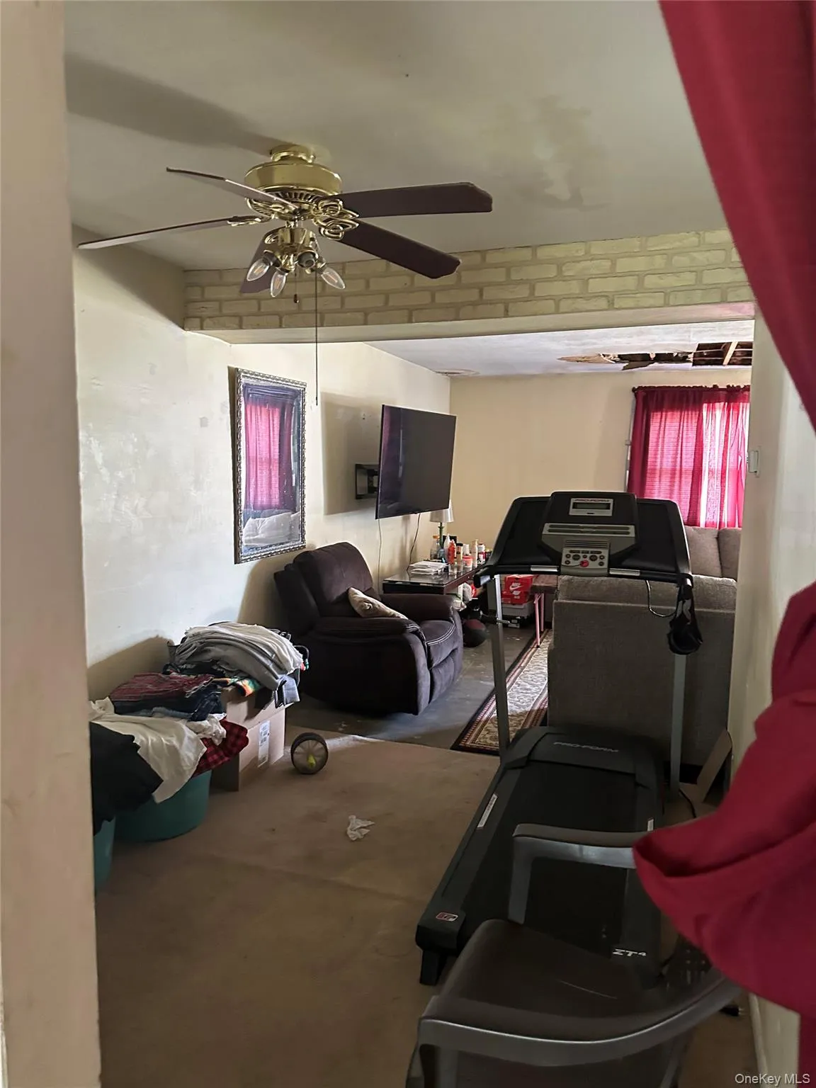 408 Watts Lane, Montgomery, NY, 3 Bedrooms Bedrooms, 7 Rooms Rooms,1 BathroomBathrooms,Residential,For Rent,Watts,0,1000470 408 Watts Lane, Montgomery, NY, 3 Bedrooms Bedrooms, 7 Rooms Rooms,1 BathroomBathrooms,Residential,For Rent,Watts,0,1000470