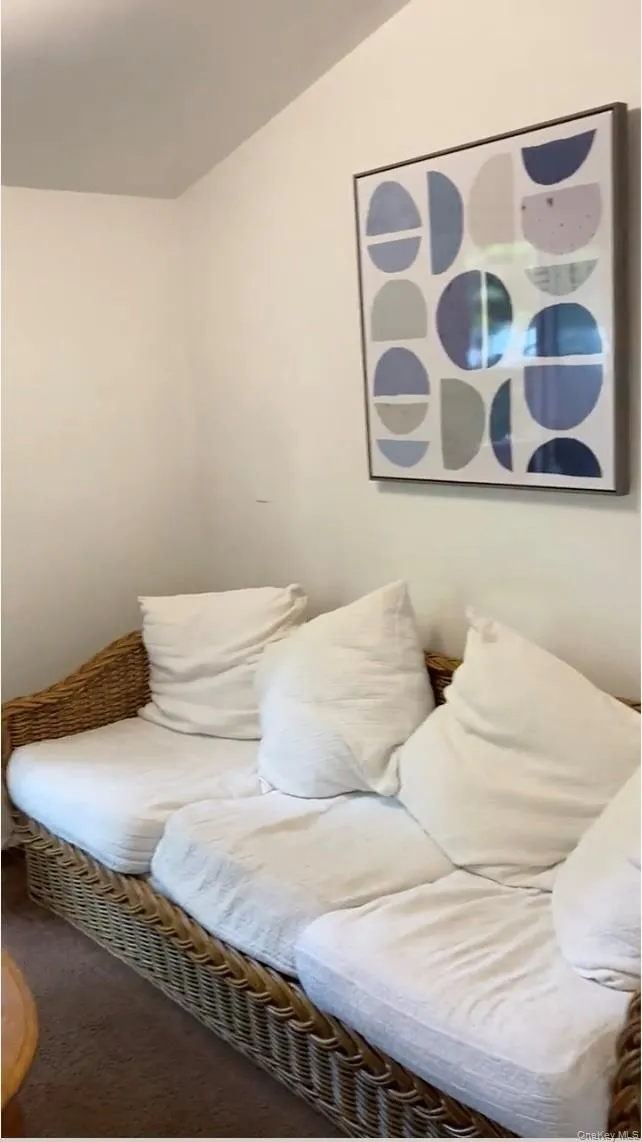 10 Woodchuck Lane, Brookhaven, NY, 5 Bedrooms Bedrooms, 8 Rooms Rooms,2 BathroomsBathrooms,Residential Lease,For Rent,Woodchuck,0,1000471 10 Woodchuck Lane, Brookhaven, NY, 5 Bedrooms Bedrooms, 8 Rooms Rooms,2 BathroomsBathrooms,Residential Lease,For Rent,Woodchuck,0,1000471