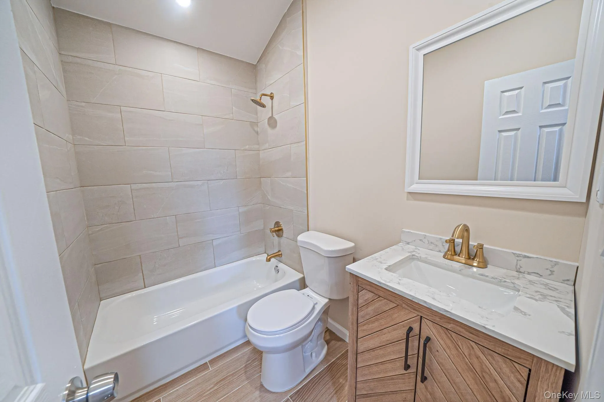 5 Cheryl Lane, Babylon, NY, 4 Bedrooms Bedrooms, 8 Rooms Rooms,3 BathroomsBathrooms,Residential,For Rent,Cheryl,0,1000473 5 Cheryl Lane, Babylon, NY, 4 Bedrooms Bedrooms, 8 Rooms Rooms,3 BathroomsBathrooms,Residential,For Rent,Cheryl,0,1000473