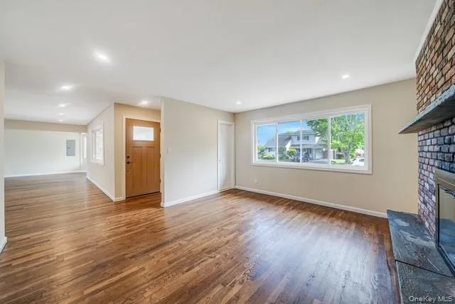 5 Cheryl Lane, Babylon, NY, 4 Bedrooms Bedrooms, 8 Rooms Rooms,3 BathroomsBathrooms,Residential,For Rent,Cheryl,0,1000473 5 Cheryl Lane, Babylon, NY, 4 Bedrooms Bedrooms, 8 Rooms Rooms,3 BathroomsBathrooms,Residential,For Rent,Cheryl,0,1000473