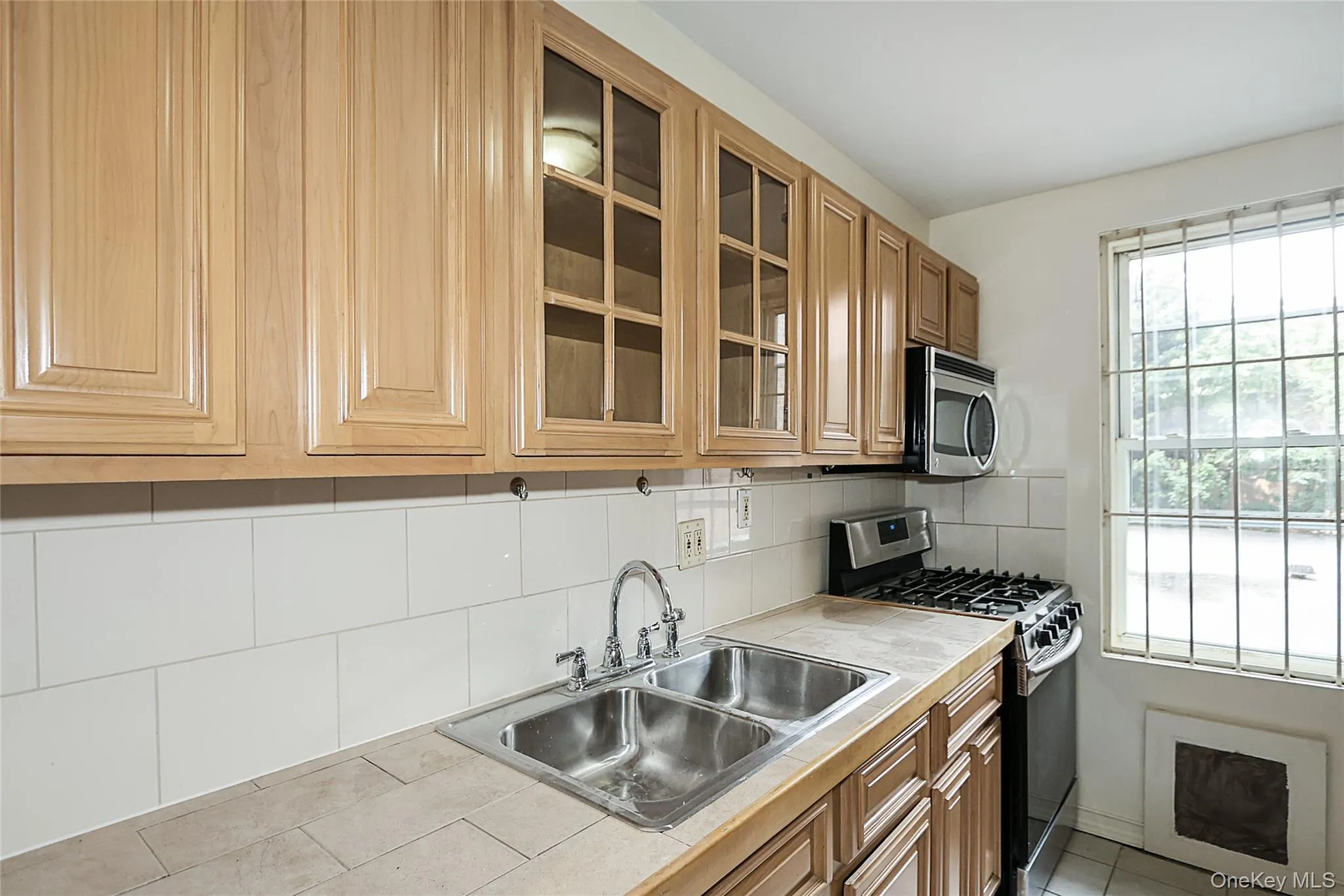 7510 Yellowstone Boulevard, New York, NY, 1 Bedroom Bedrooms, 6 Rooms Rooms,1 BathroomBathrooms,Residential,For Rent,Yellowstone,0,1000474 7510 Yellowstone Boulevard, New York, NY, 1 Bedroom Bedrooms, 6 Rooms Rooms,1 BathroomBathrooms,Residential,For Rent,Yellowstone,0,1000474