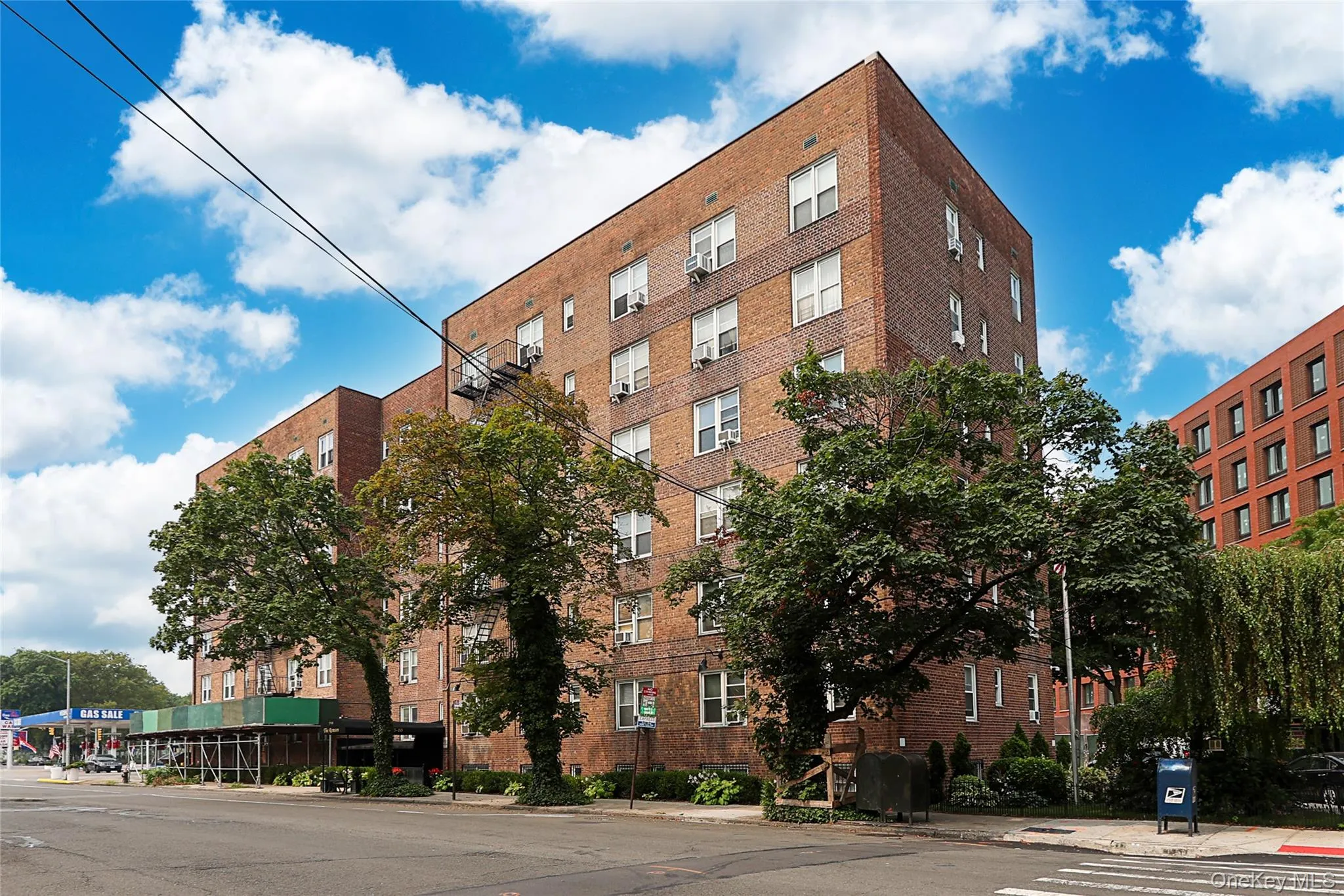 7510 Yellowstone Boulevard, New York, NY, 1 Bedroom Bedrooms, 6 Rooms Rooms,1 BathroomBathrooms,Residential,For Rent,Yellowstone,0,1000474 7510 Yellowstone Boulevard, New York, NY, 1 Bedroom Bedrooms, 6 Rooms Rooms,1 BathroomBathrooms,Residential,For Rent,Yellowstone,0,1000474