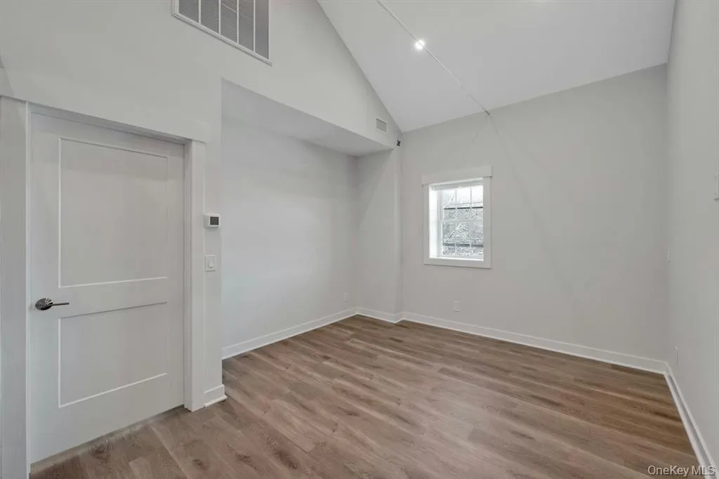 1133 Pleasantville Road, Ossining, NY, 1 Bedroom Bedrooms, 3 Rooms Rooms,1 BathroomBathrooms,Residential Lease,For Rent,Pleasantville,0,1000477 1133 Pleasantville Road, Ossining, NY, 1 Bedroom Bedrooms, 3 Rooms Rooms,1 BathroomBathrooms,Residential Lease,For Rent,Pleasantville,0,1000477