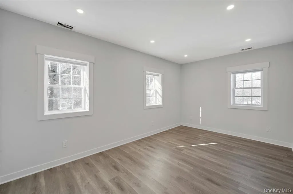 1133 Pleasantville Road, Ossining, NY, 1 Bedroom Bedrooms, 3 Rooms Rooms,1 BathroomBathrooms,Residential Lease,For Rent,Pleasantville,0,1000477 1133 Pleasantville Road, Ossining, NY, 1 Bedroom Bedrooms, 3 Rooms Rooms,1 BathroomBathrooms,Residential Lease,For Rent,Pleasantville,0,1000477