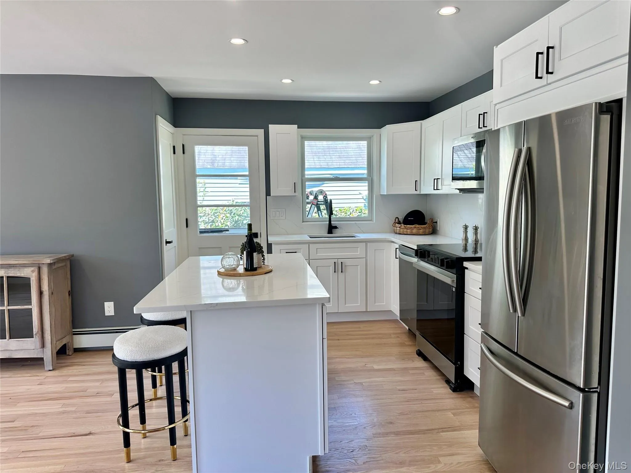 47 Norwich Street, Huntington, NY, 3 Bedrooms Bedrooms, 8 Rooms Rooms,2 BathroomsBathrooms,Residential,For Rent,Norwich,0,1000479 47 Norwich Street, Huntington, NY, 3 Bedrooms Bedrooms, 8 Rooms Rooms,2 BathroomsBathrooms,Residential,For Rent,Norwich,0,1000479