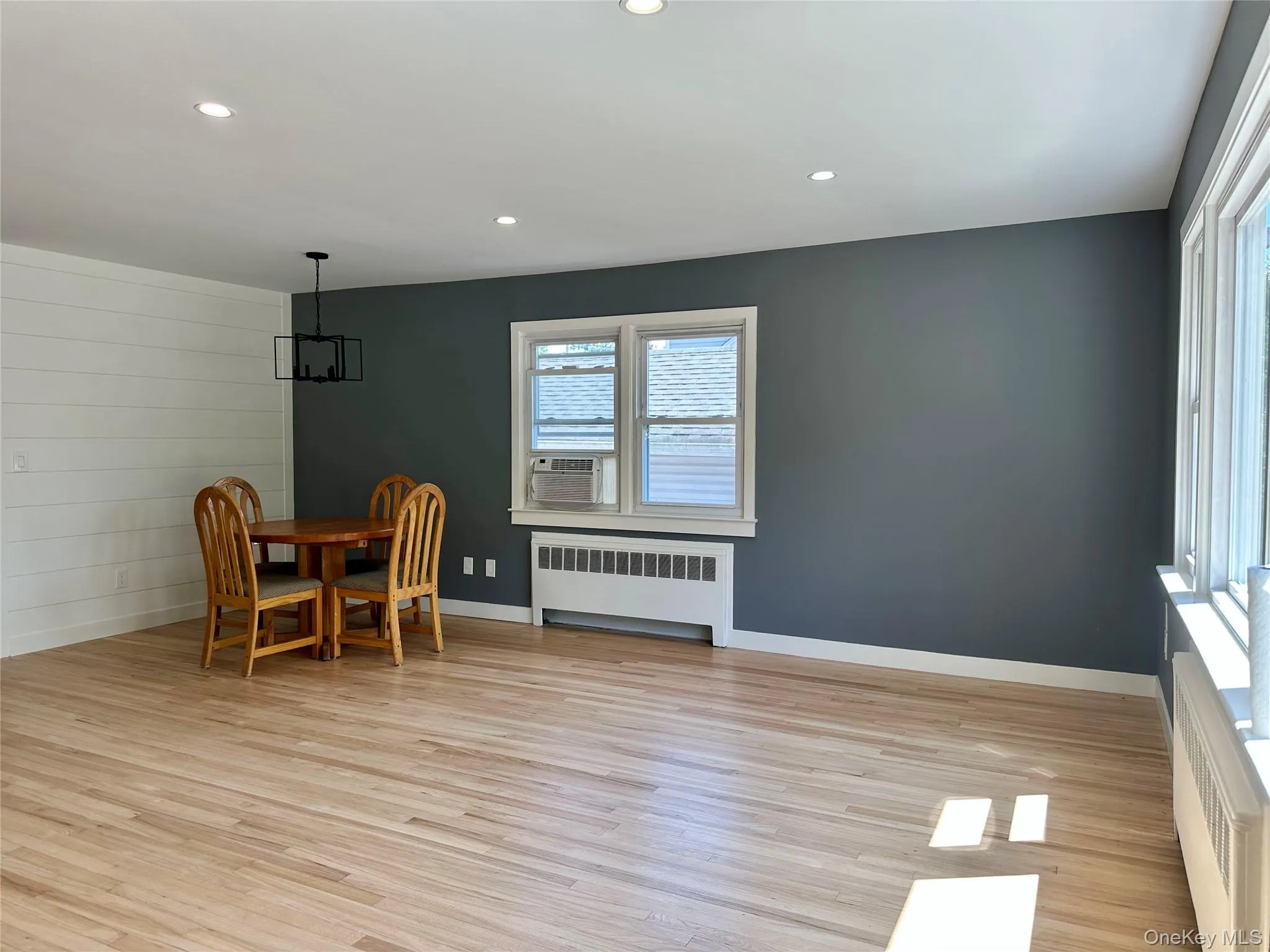 47 Norwich Street, Huntington, NY, 3 Bedrooms Bedrooms, 8 Rooms Rooms,2 BathroomsBathrooms,Residential,For Rent,Norwich,0,1000479 47 Norwich Street, Huntington, NY, 3 Bedrooms Bedrooms, 8 Rooms Rooms,2 BathroomsBathrooms,Residential,For Rent,Norwich,0,1000479