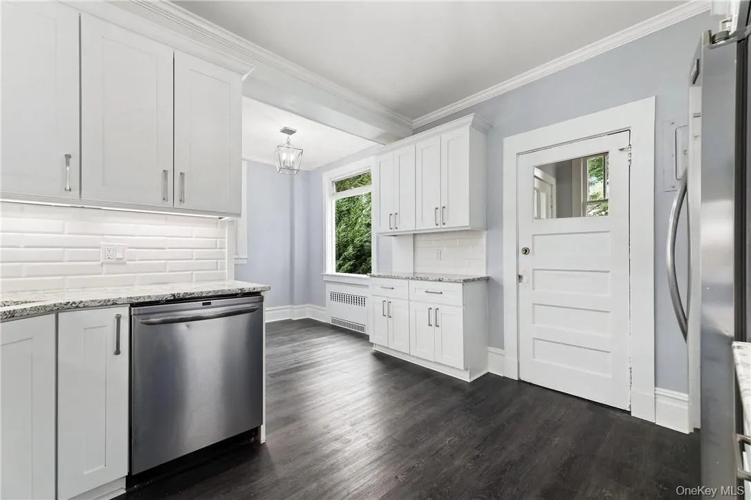 16 Kraft Avenue, Eastchester, NY, 5 Bedrooms Bedrooms, 12 Rooms Rooms,2 BathroomsBathrooms,Residential Lease,For Rent,Kraft,0,1000482 16 Kraft Avenue, Eastchester, NY, 5 Bedrooms Bedrooms, 12 Rooms Rooms,2 BathroomsBathrooms,Residential Lease,For Rent,Kraft,0,1000482