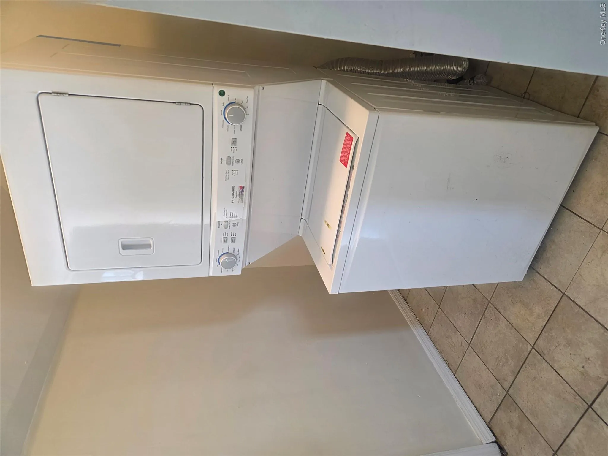 291 Uniondale Avenue, Hempstead, NY, 2 Bedrooms Bedrooms, 4 Rooms Rooms,1 BathroomBathrooms,Residential Lease,For Rent,Uniondale,0,1000487 291 Uniondale Avenue, Hempstead, NY, 2 Bedrooms Bedrooms, 4 Rooms Rooms,1 BathroomBathrooms,Residential Lease,For Rent,Uniondale,0,1000487