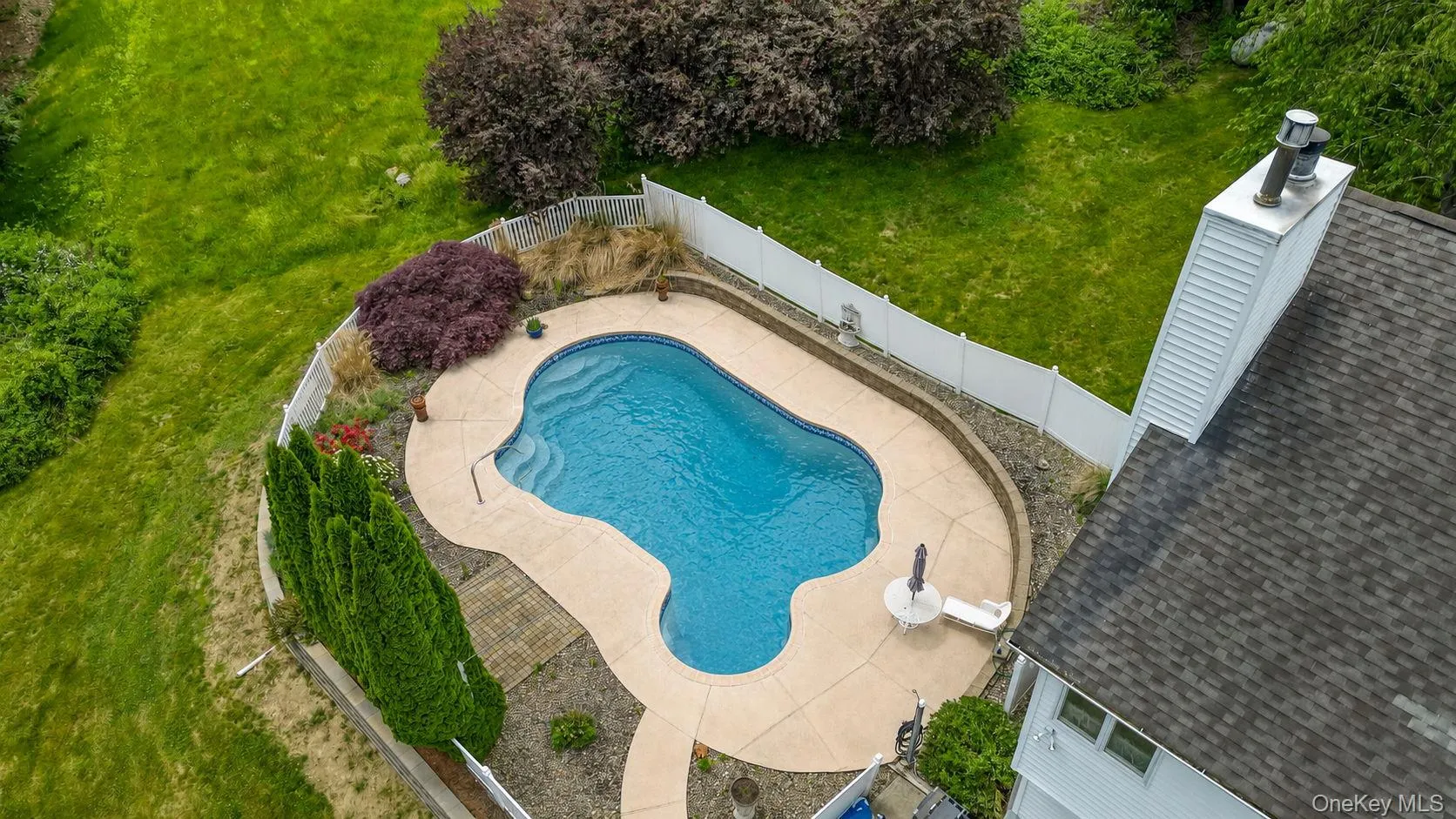 Glorious in ground pool and Spa Glorious in ground pool and Spa