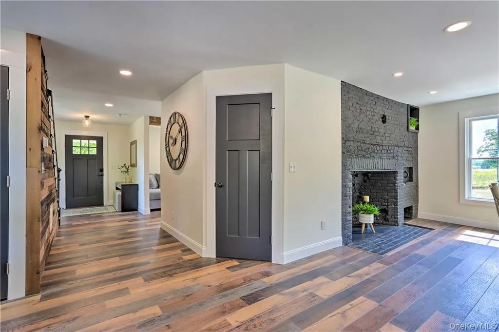 207 Plank Road, Minisink, NY, 3 Bedrooms Bedrooms, 4 Rooms Rooms,1 BathroomBathrooms,Residential Lease,For Rent,Plank,0,1000503 207 Plank Road, Minisink, NY, 3 Bedrooms Bedrooms, 4 Rooms Rooms,1 BathroomBathrooms,Residential Lease,For Rent,Plank,0,1000503