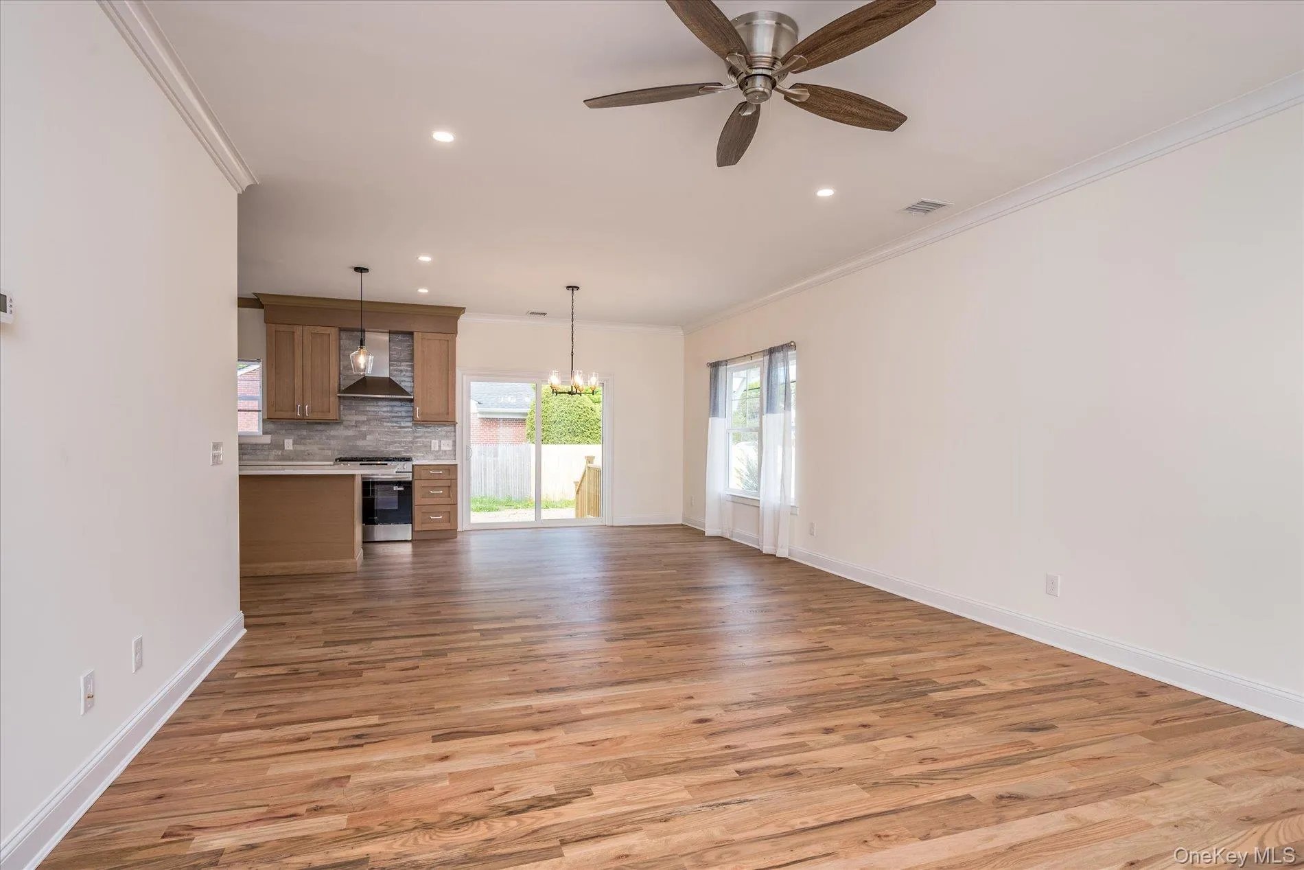 158 Mount Vernon Avenue, Brookhaven, NY, 4 Bedrooms Bedrooms, 8 Rooms Rooms,2 BathroomsBathrooms,Residential,For Rent,Mount Vernon,0,1000509 158 Mount Vernon Avenue, Brookhaven, NY, 4 Bedrooms Bedrooms, 8 Rooms Rooms,2 BathroomsBathrooms,Residential,For Rent,Mount Vernon,0,1000509