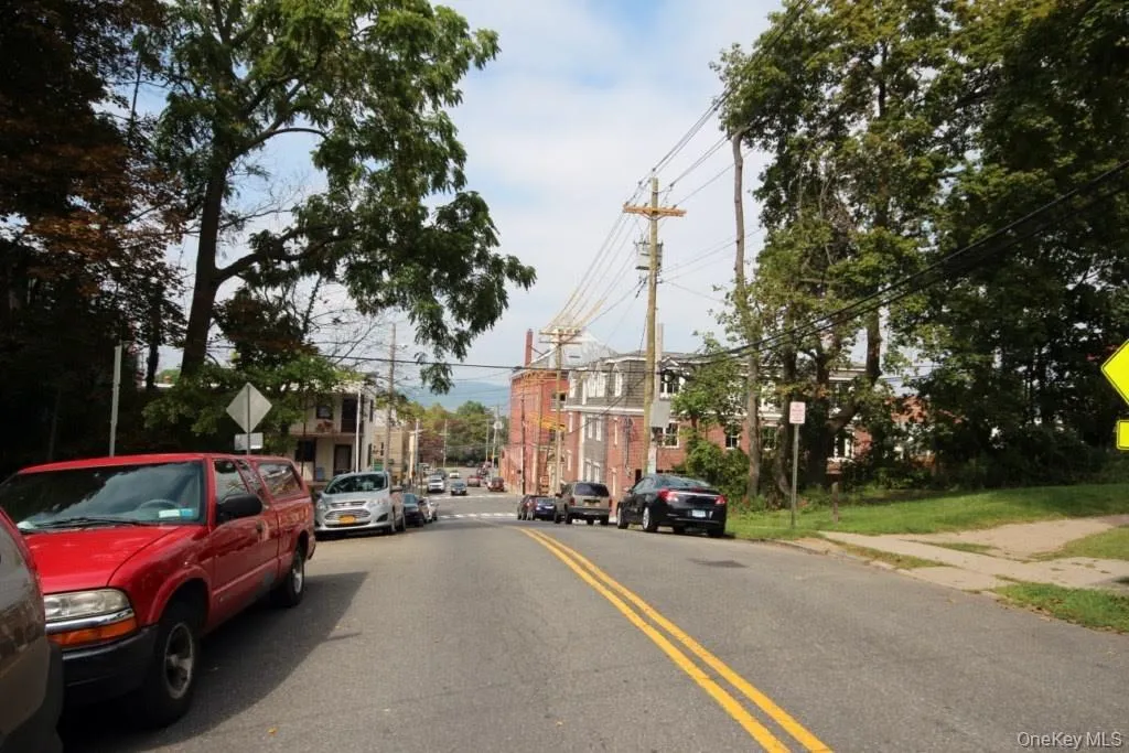 15-17 Chestnut Street, Greenburgh, NY, 2 Bedrooms Bedrooms, 6 Rooms Rooms,1 BathroomBathrooms,Residential Lease,For Rent,Chestnut,0,1000512 15-17 Chestnut Street, Greenburgh, NY, 2 Bedrooms Bedrooms, 6 Rooms Rooms,1 BathroomBathrooms,Residential Lease,For Rent,Chestnut,0,1000512