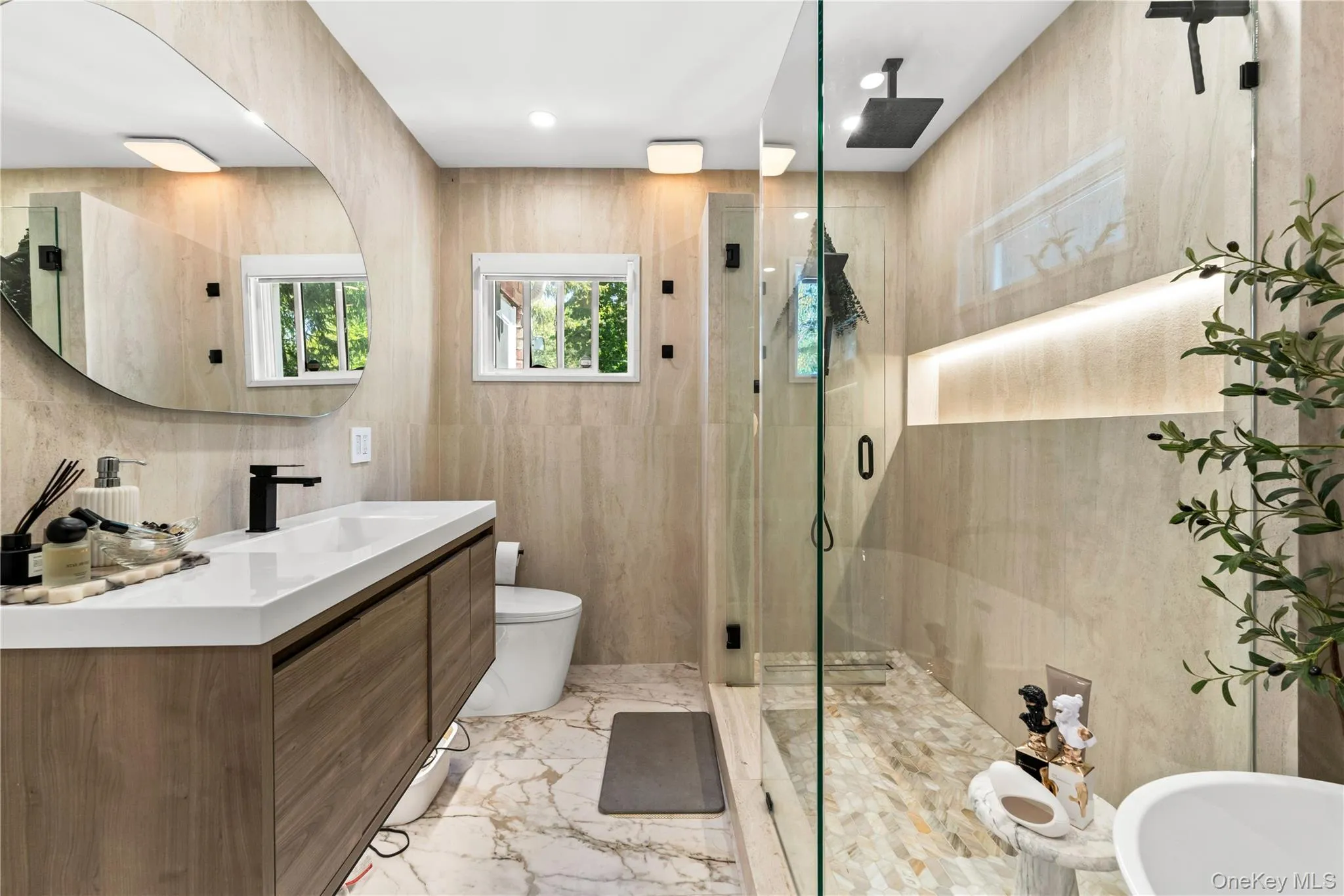 5 Windsor Lane, Huntington, NY, 3 Bedrooms Bedrooms, 9 Rooms Rooms,1 BathroomBathrooms,Residential,For Rent,Windsor,0,1000517 5 Windsor Lane, Huntington, NY, 3 Bedrooms Bedrooms, 9 Rooms Rooms,1 BathroomBathrooms,Residential,For Rent,Windsor,0,1000517