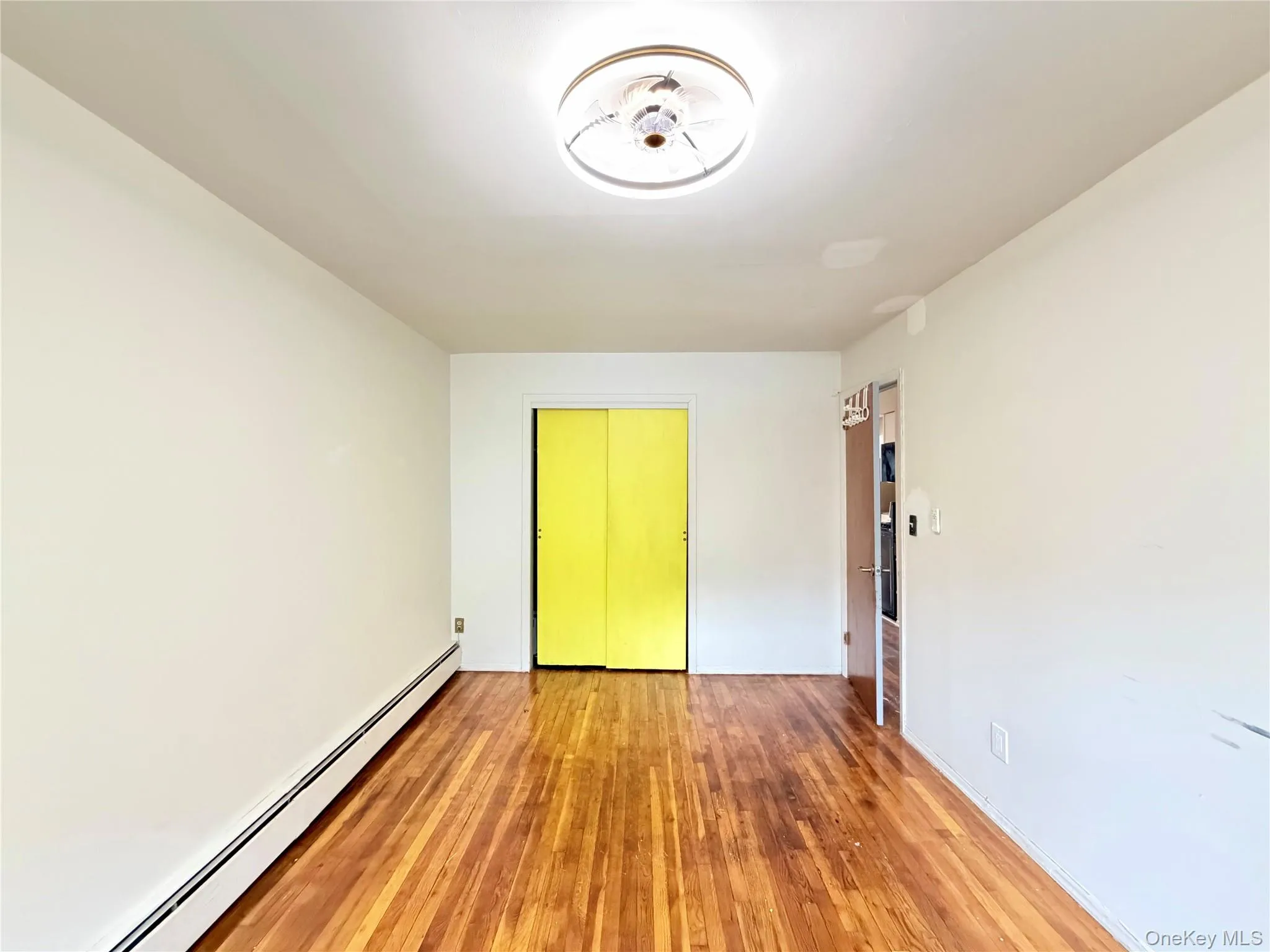 14407 101st Avenue, New York, NY, 2 Bedrooms Bedrooms, 4 Rooms Rooms,1 BathroomBathrooms,Residential Lease,For Rent,101st,0,1000521 14407 101st Avenue, New York, NY, 2 Bedrooms Bedrooms, 4 Rooms Rooms,1 BathroomBathrooms,Residential Lease,For Rent,101st,0,1000521