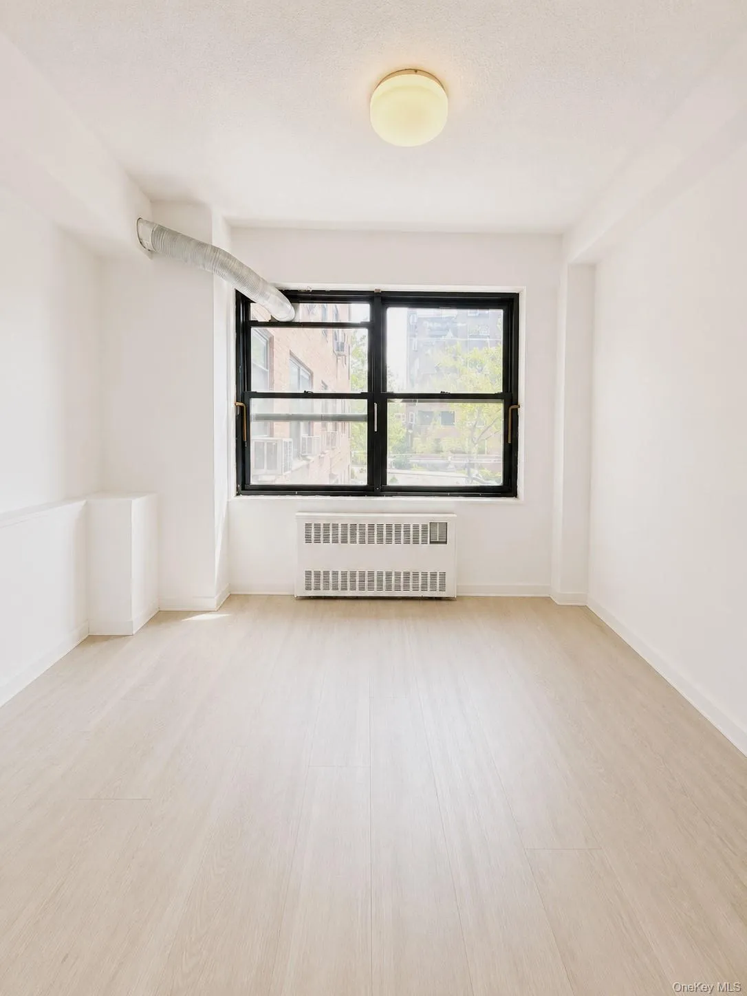 9940 63 Road, New York, NY, 1 Bedroom Bedrooms, 4 Rooms Rooms,1 BathroomBathrooms,Residential,For Rent,63,0,1000523 9940 63 Road, New York, NY, 1 Bedroom Bedrooms, 4 Rooms Rooms,1 BathroomBathrooms,Residential,For Rent,63,0,1000523