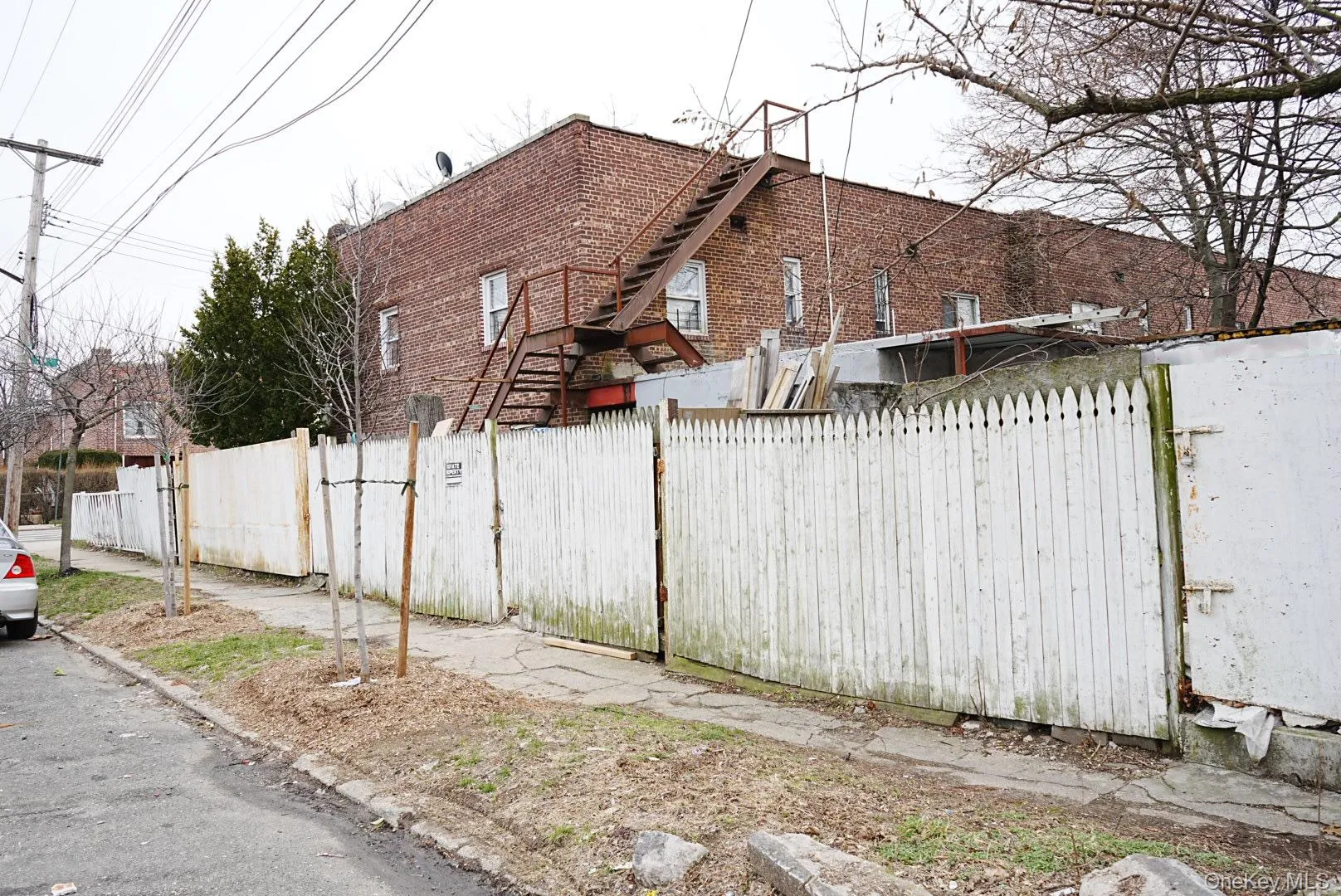 10204 188th Street, New York, NY, 3 Bedrooms Bedrooms, 7 Rooms Rooms,2 BathroomsBathrooms,Residential Sale,For Rent,188th,0,1000526 10204 188th Street, New York, NY, 3 Bedrooms Bedrooms, 7 Rooms Rooms,2 BathroomsBathrooms,Residential Sale,For Rent,188th,0,1000526