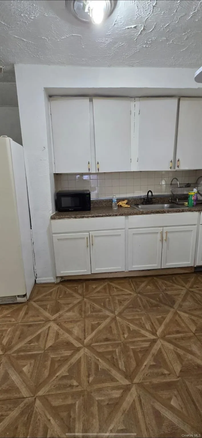 10204 188th Street, New York, NY, 3 Bedrooms Bedrooms, 7 Rooms Rooms,2 BathroomsBathrooms,Residential Sale,For Rent,188th,0,1000526 10204 188th Street, New York, NY, 3 Bedrooms Bedrooms, 7 Rooms Rooms,2 BathroomsBathrooms,Residential Sale,For Rent,188th,0,1000526