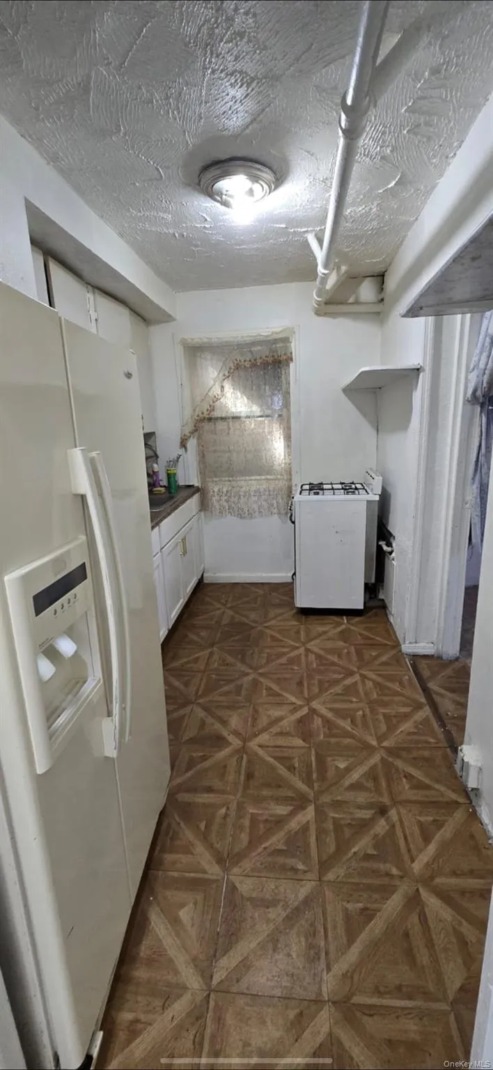 10204 188th Street, New York, NY, 3 Bedrooms Bedrooms, 7 Rooms Rooms,2 BathroomsBathrooms,Residential Sale,For Rent,188th,0,1000526 10204 188th Street, New York, NY, 3 Bedrooms Bedrooms, 7 Rooms Rooms,2 BathroomsBathrooms,Residential Sale,For Rent,188th,0,1000526