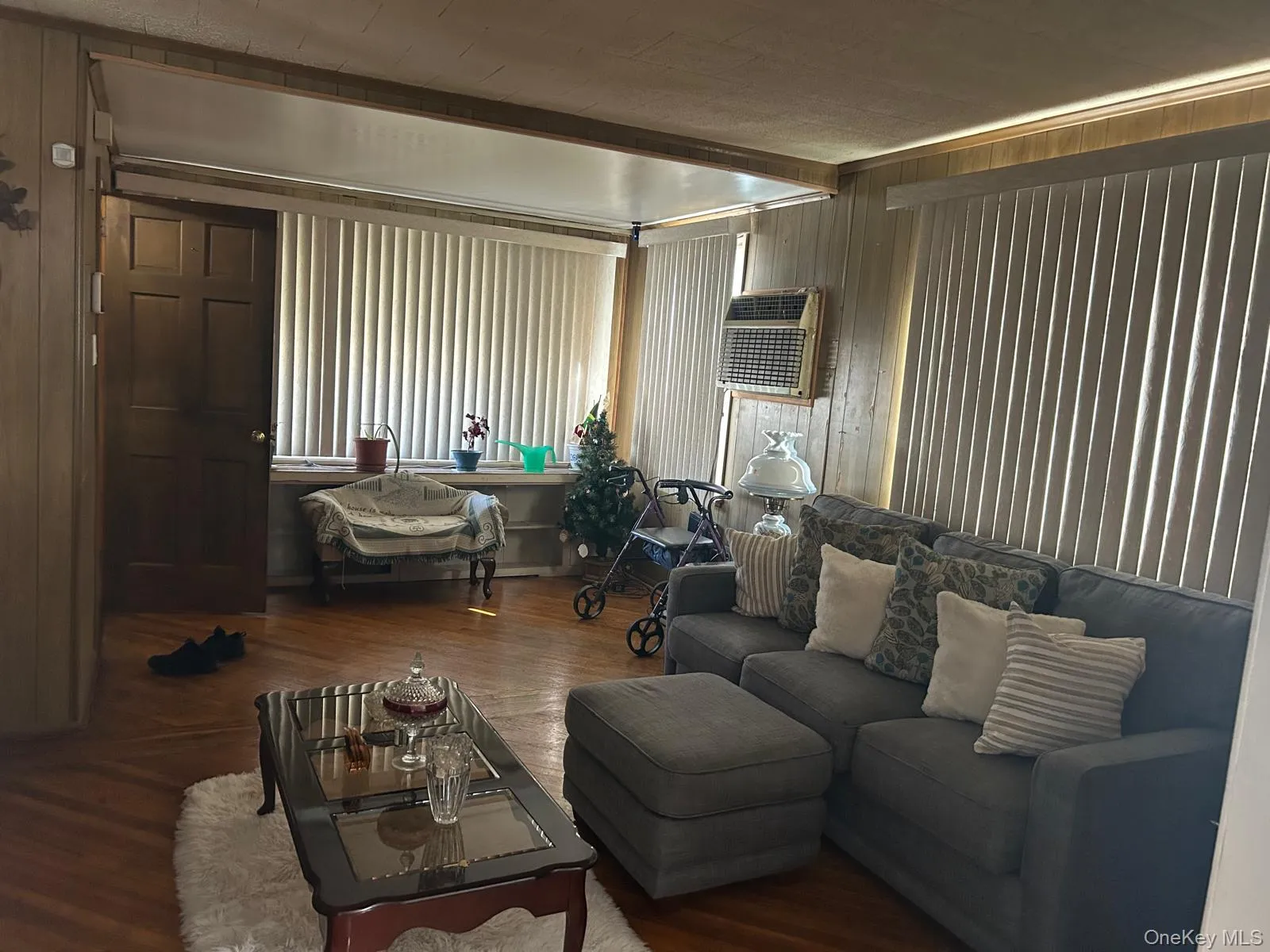 11636 197th Street, New York, NY, 2 Bedrooms Bedrooms, 5 Rooms Rooms,1 BathroomBathrooms,Residential,For Rent,197th,0,1000528 11636 197th Street, New York, NY, 2 Bedrooms Bedrooms, 5 Rooms Rooms,1 BathroomBathrooms,Residential,For Rent,197th,0,1000528