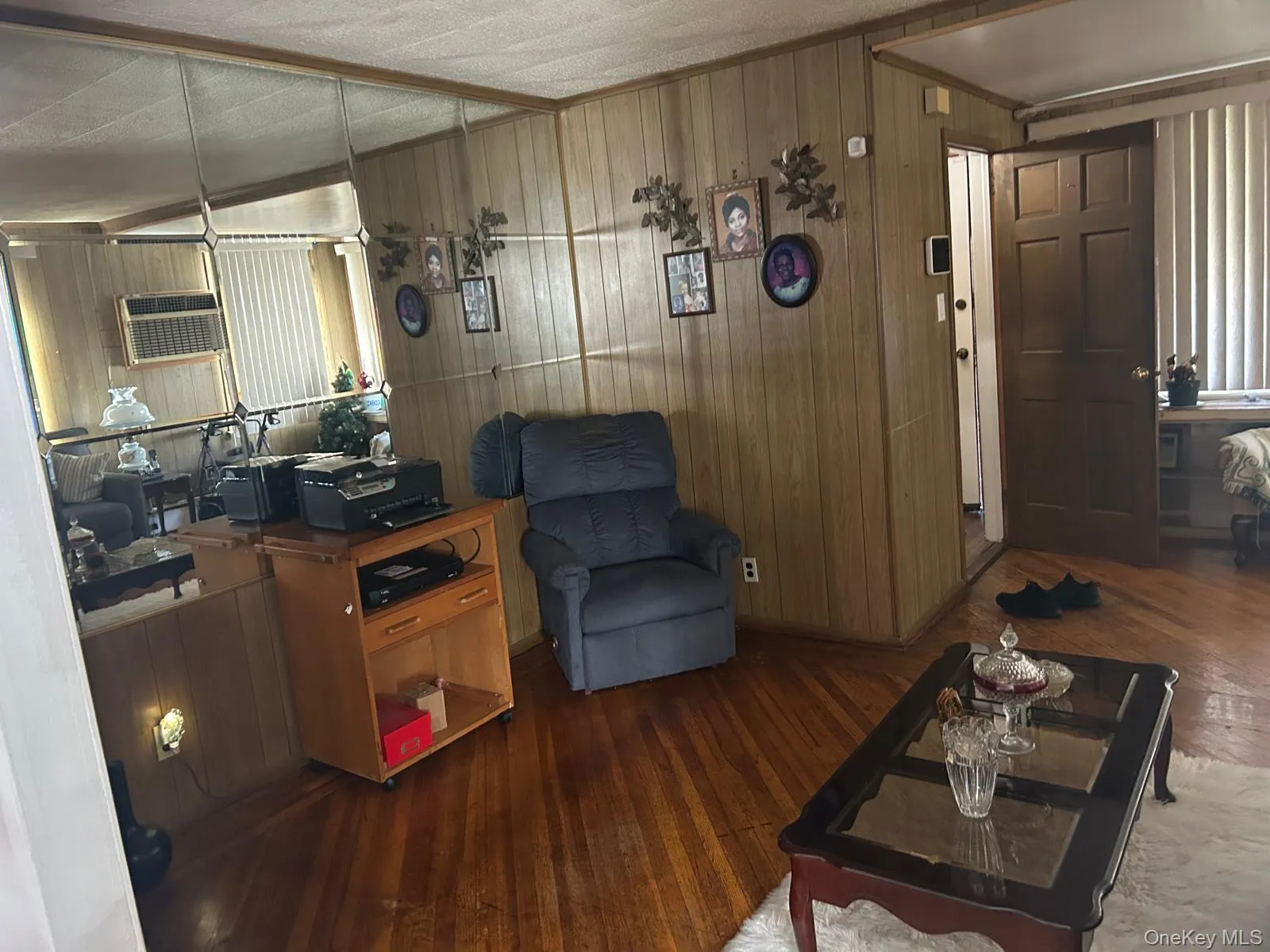 11636 197th Street, New York, NY, 2 Bedrooms Bedrooms, 5 Rooms Rooms,1 BathroomBathrooms,Residential,For Rent,197th,0,1000528 11636 197th Street, New York, NY, 2 Bedrooms Bedrooms, 5 Rooms Rooms,1 BathroomBathrooms,Residential,For Rent,197th,0,1000528