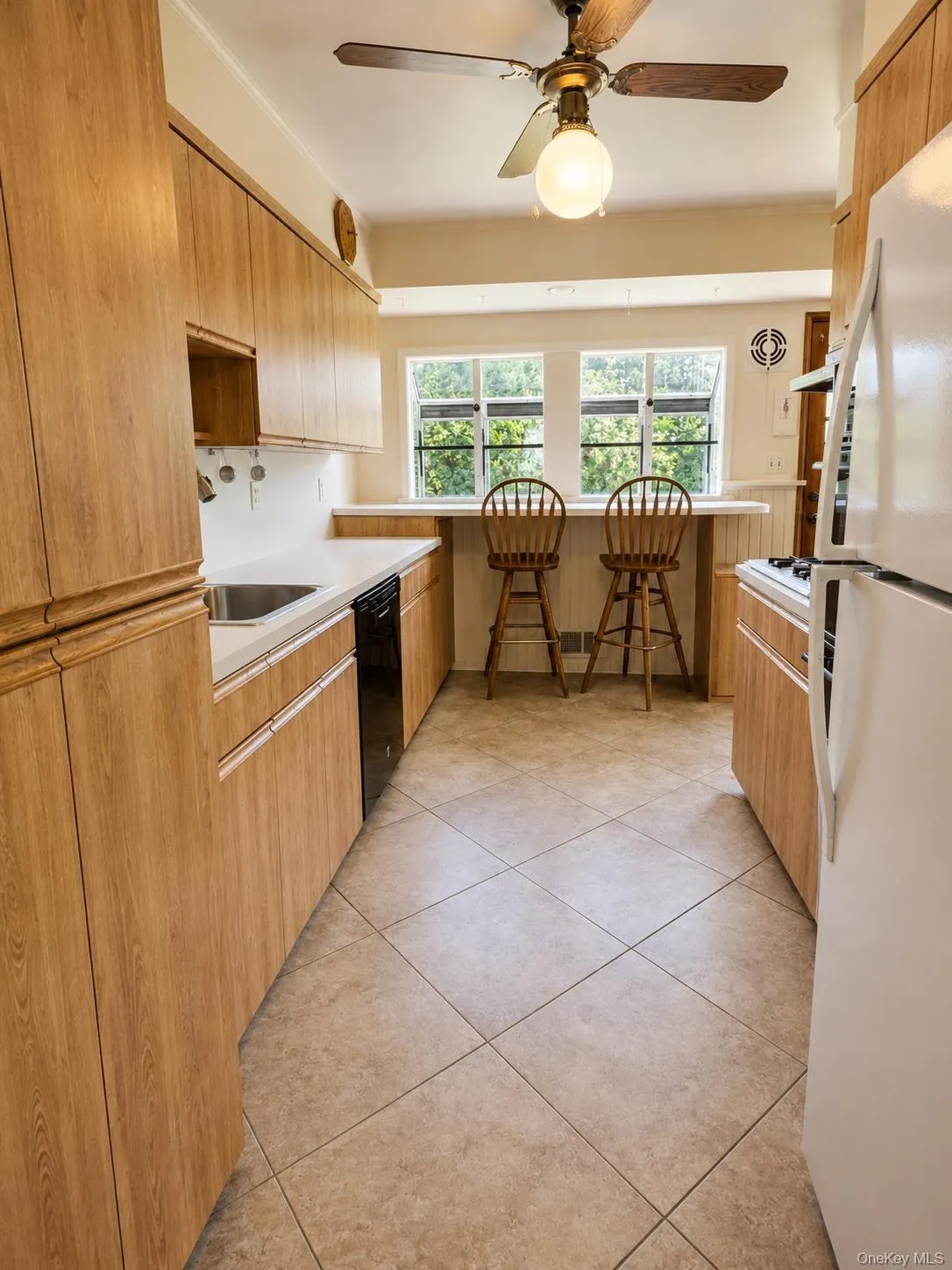 Galley kitchen Galley kitchen