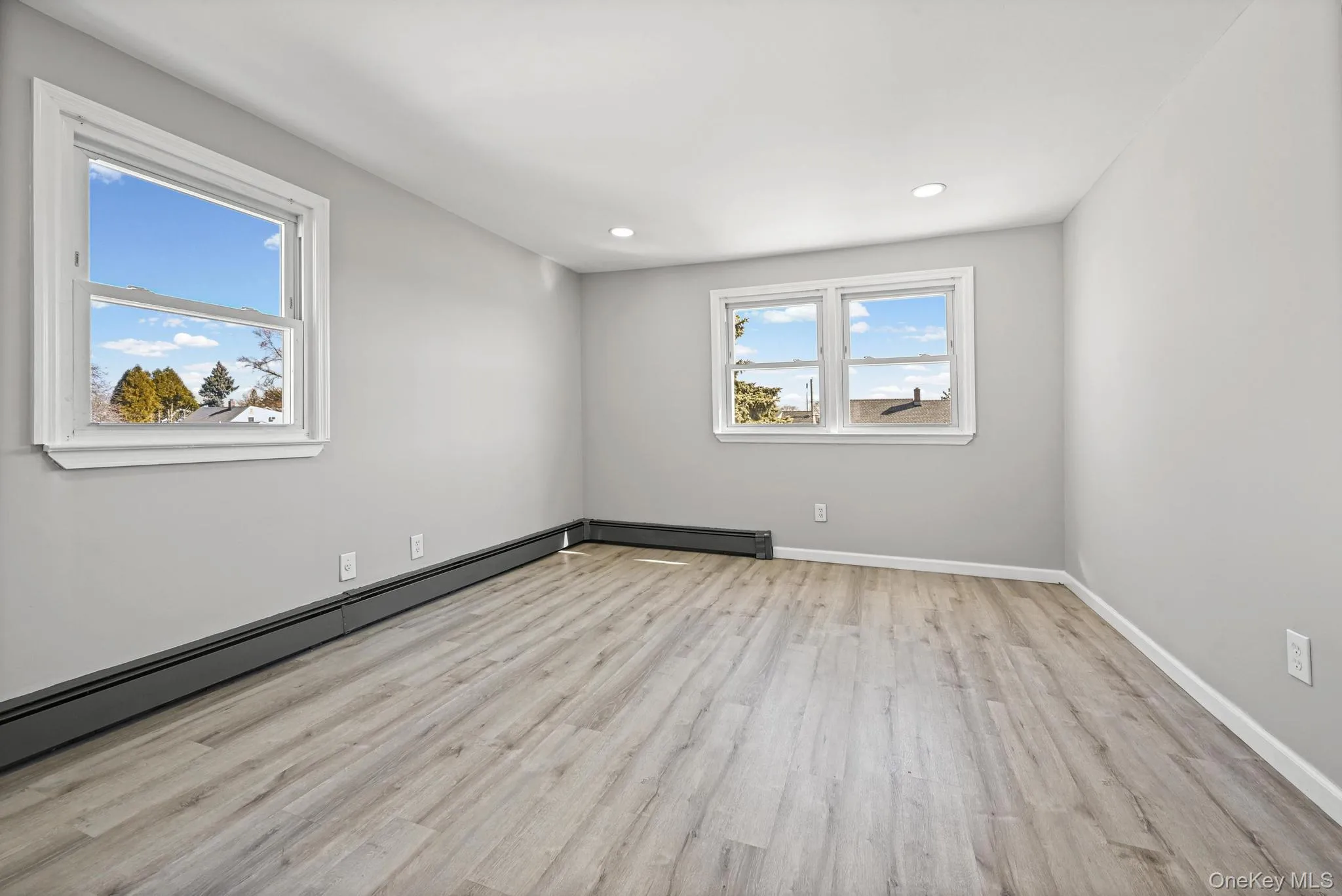 28 Candle Lane, Hempstead, NY, 7 Bedrooms Bedrooms, 10 Rooms Rooms,2 BathroomsBathrooms,Residential,For Rent,Candle,0,1000535 28 Candle Lane, Hempstead, NY, 7 Bedrooms Bedrooms, 10 Rooms Rooms,2 BathroomsBathrooms,Residential,For Rent,Candle,0,1000535